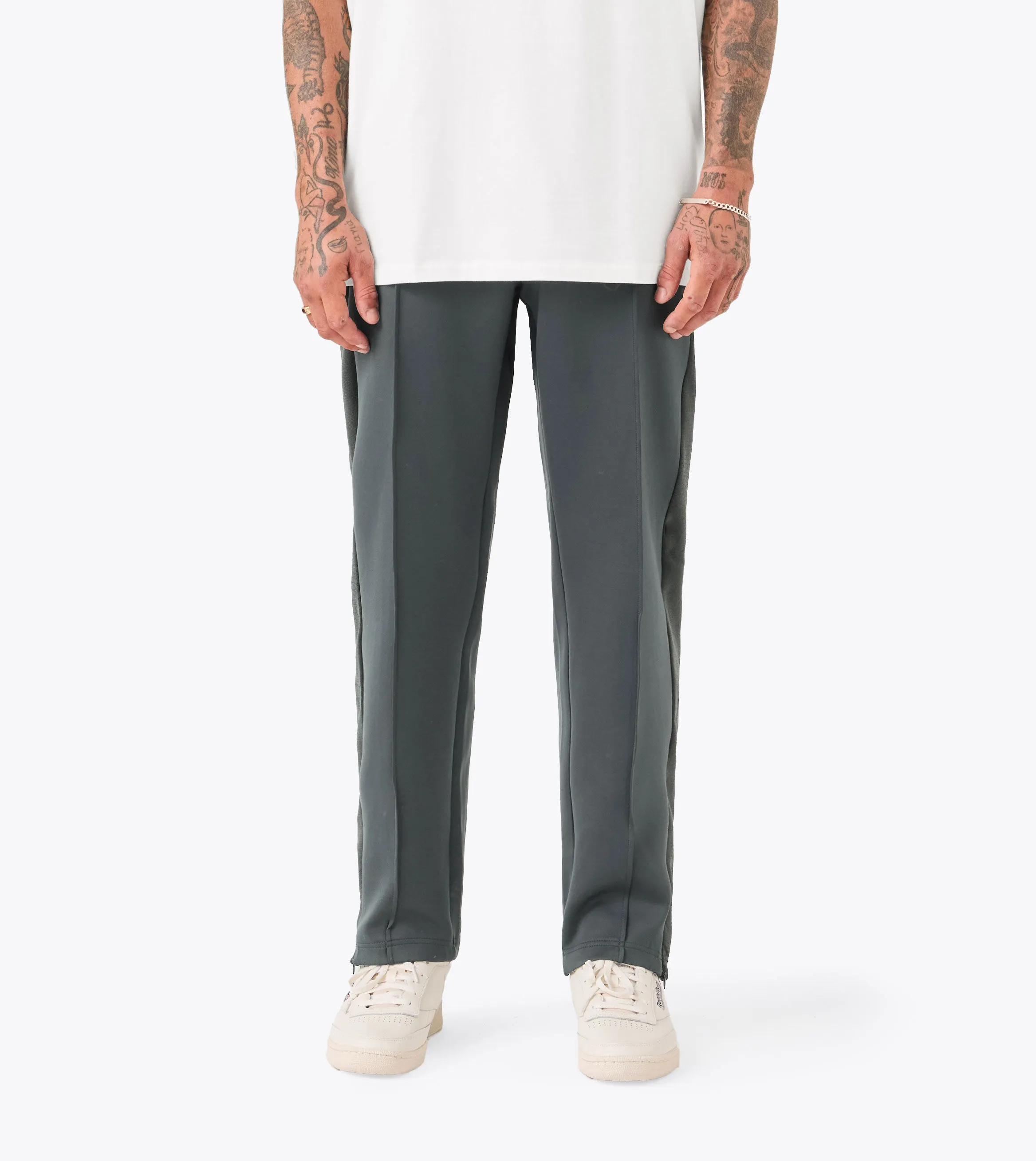 Sport Comfort Fit Sporty Comfort ZR Football Trackpant Olive