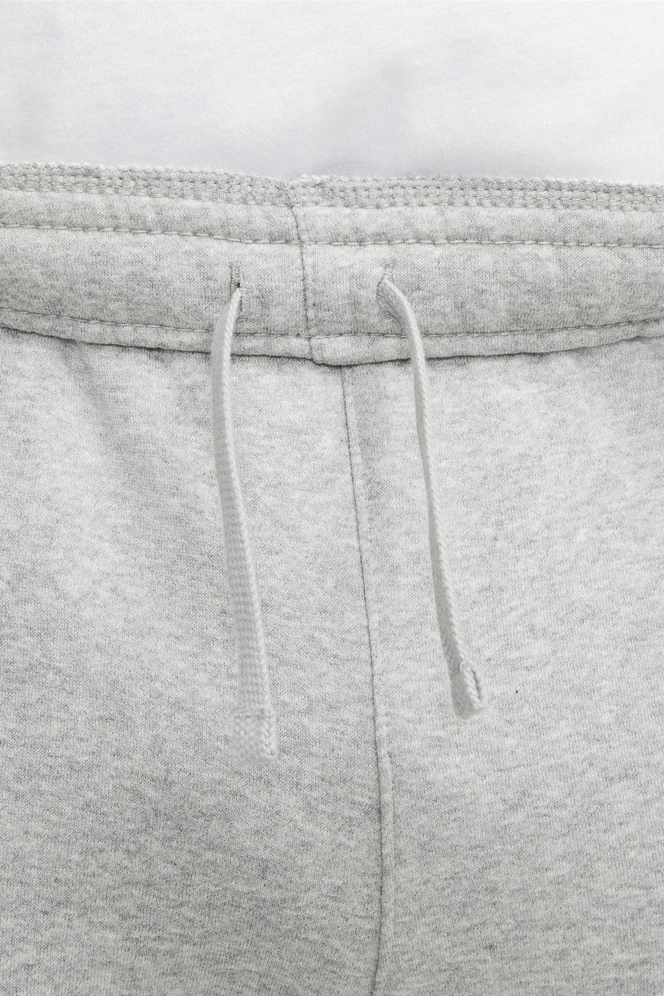 Nike Sportswear Club Fleece Jogger Dark Grey Heather Cozy Design Zip Pocket