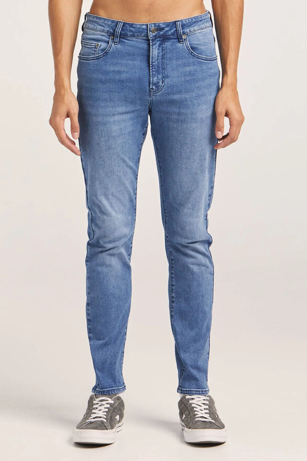 R2 Slim & Narrow Jean Blue Vain Street Routine standard fit