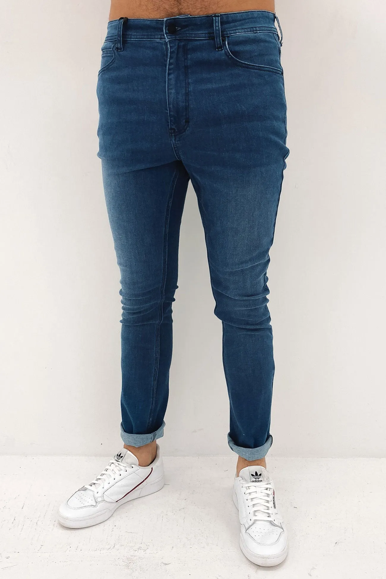 Z-Two Jean Stellar Dusk Minimalist Style Chill Outfit