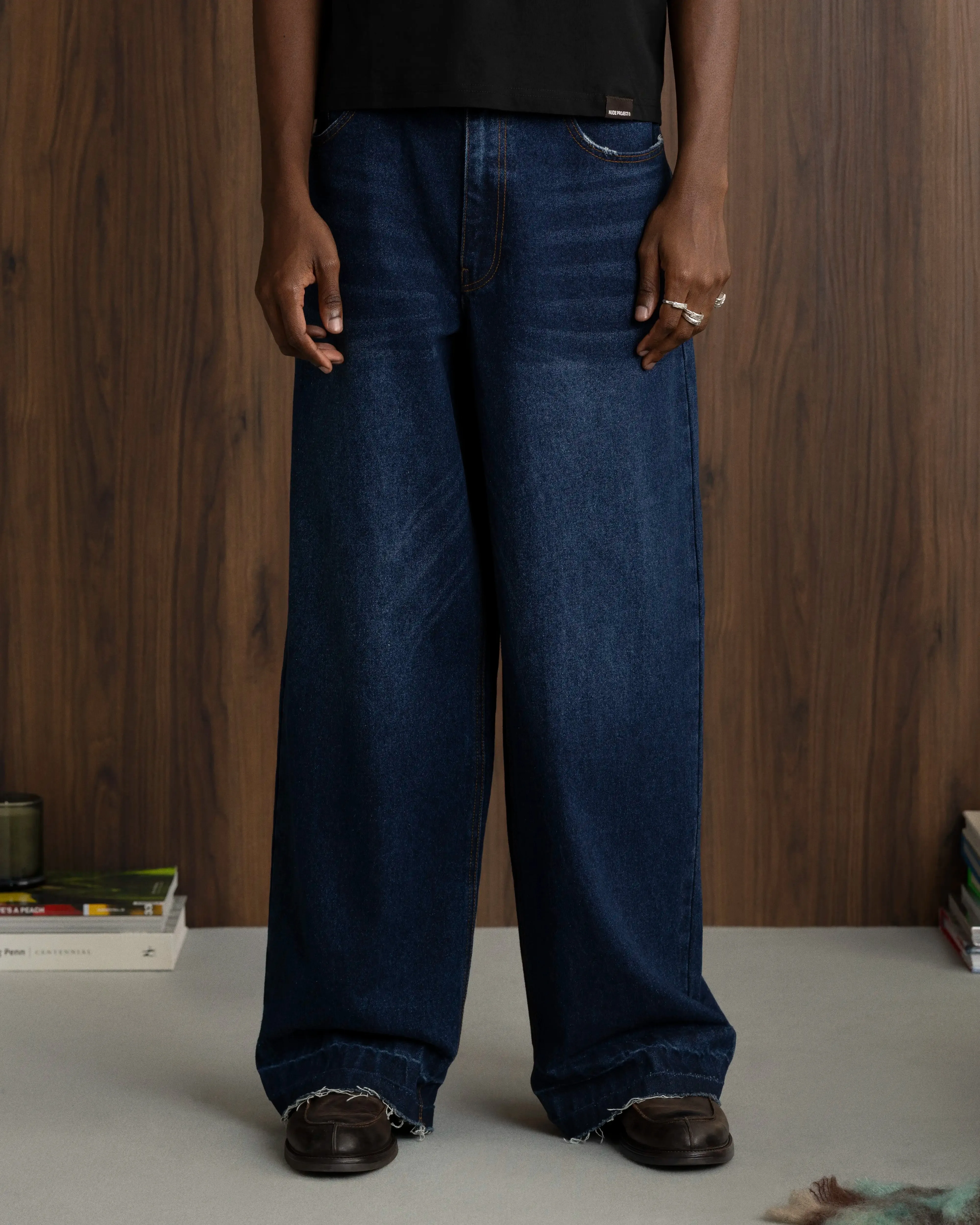 Old Baggy Jeans Indigo Sleek Comfort Casual Elegance
