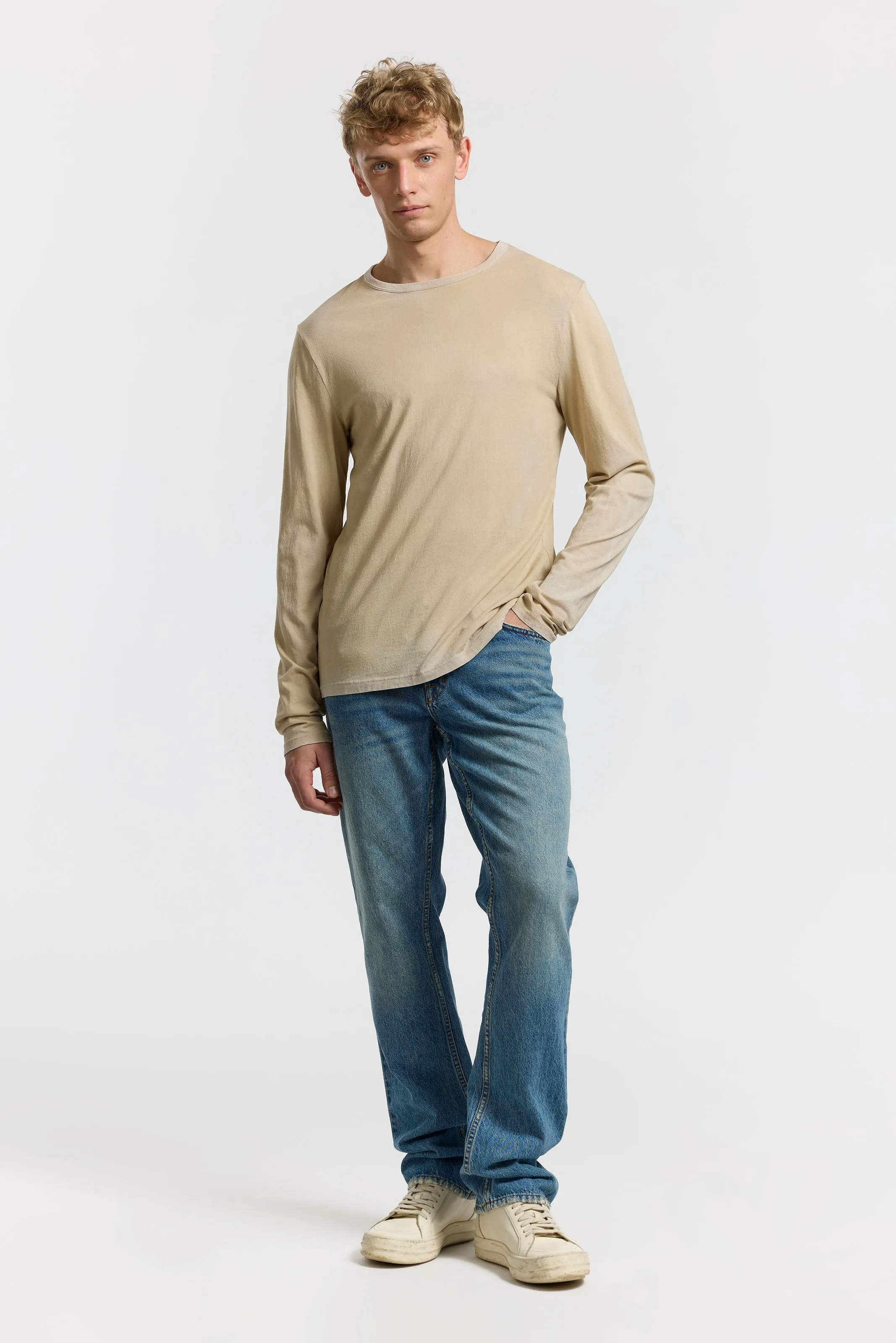 Everyday Essential Classic Crew Long Sleeve Shirt