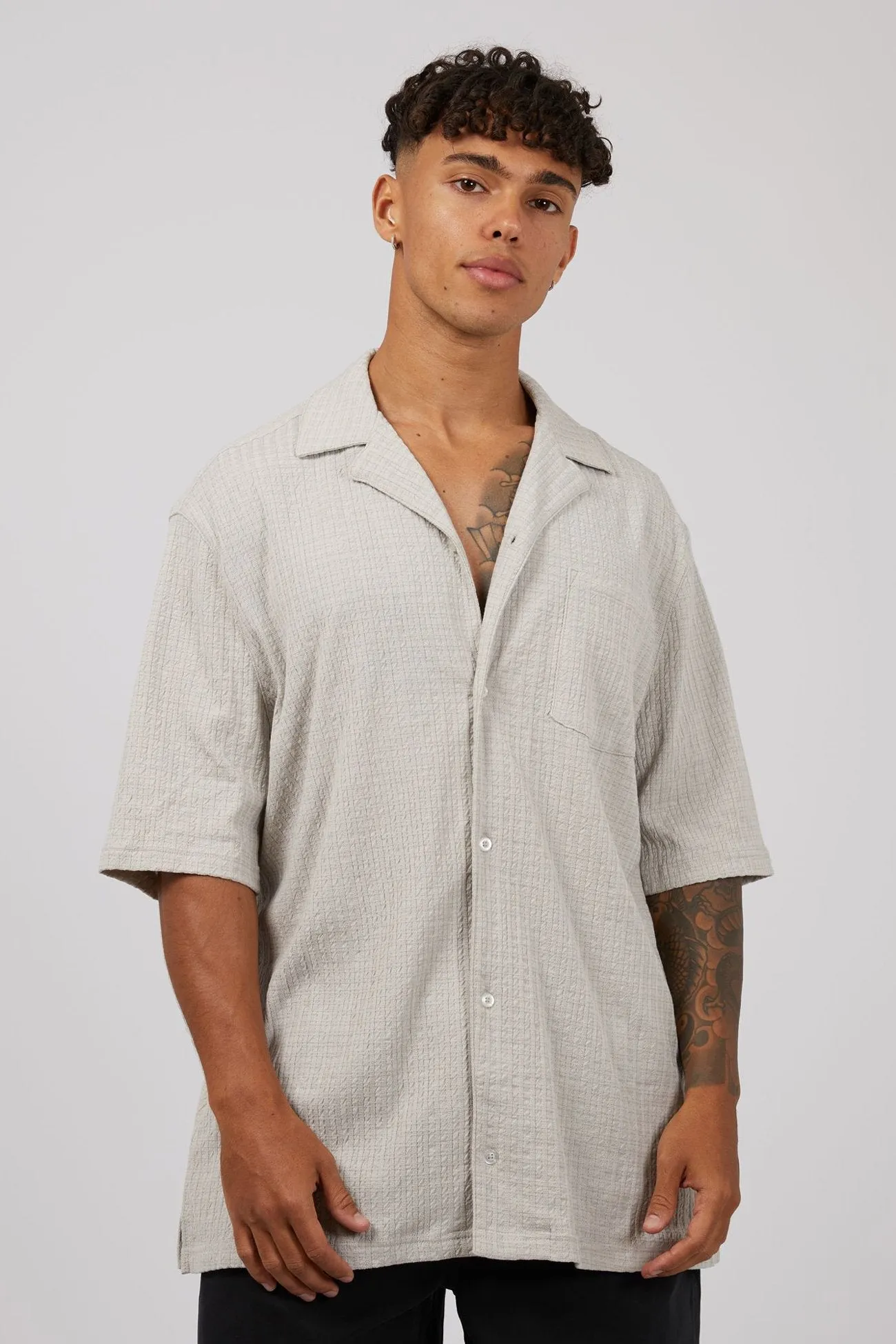 Otta Short Sleeve Shirt Grey Cool and casual