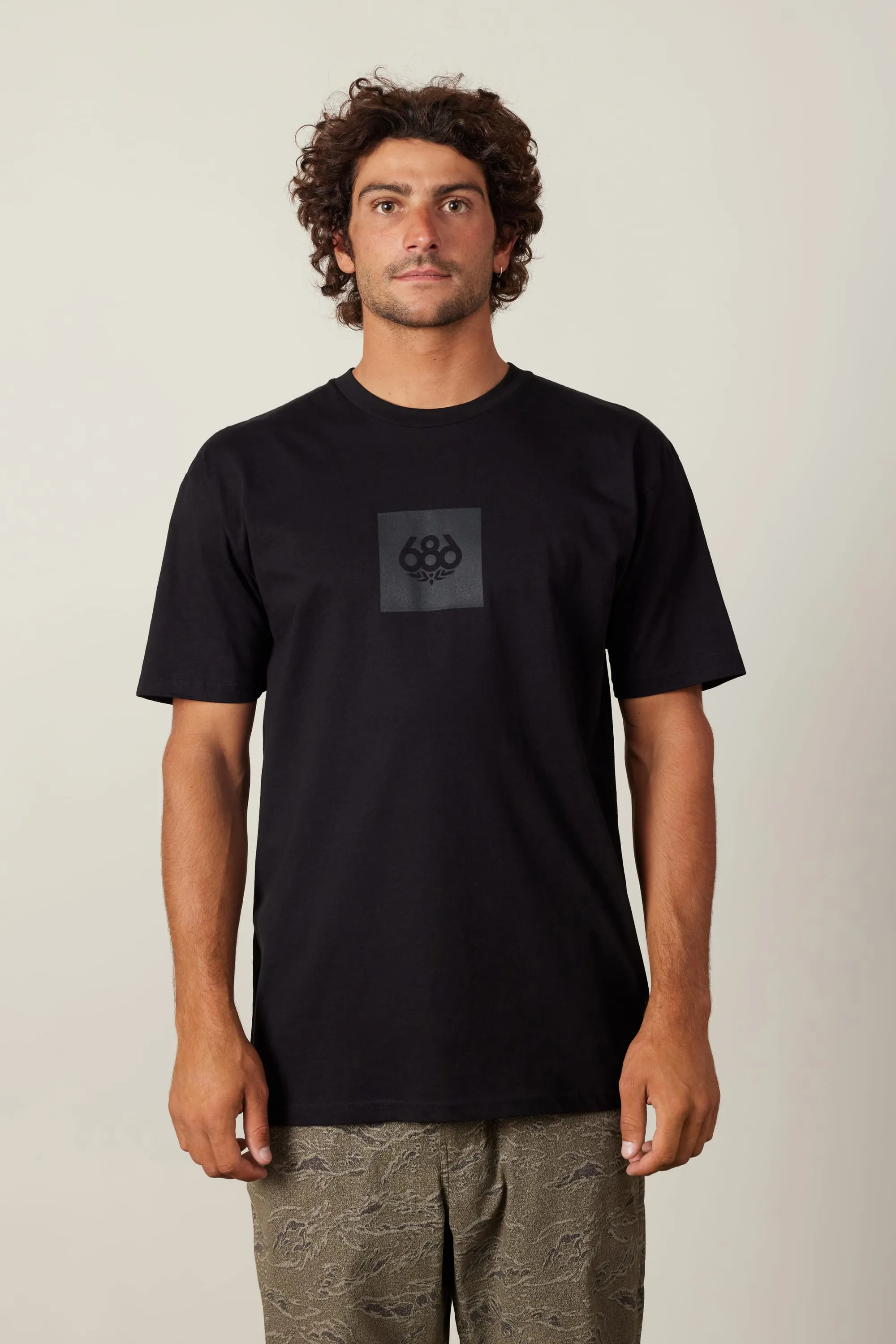 Rayon blend 686 Knockout Authentic S/S Tee