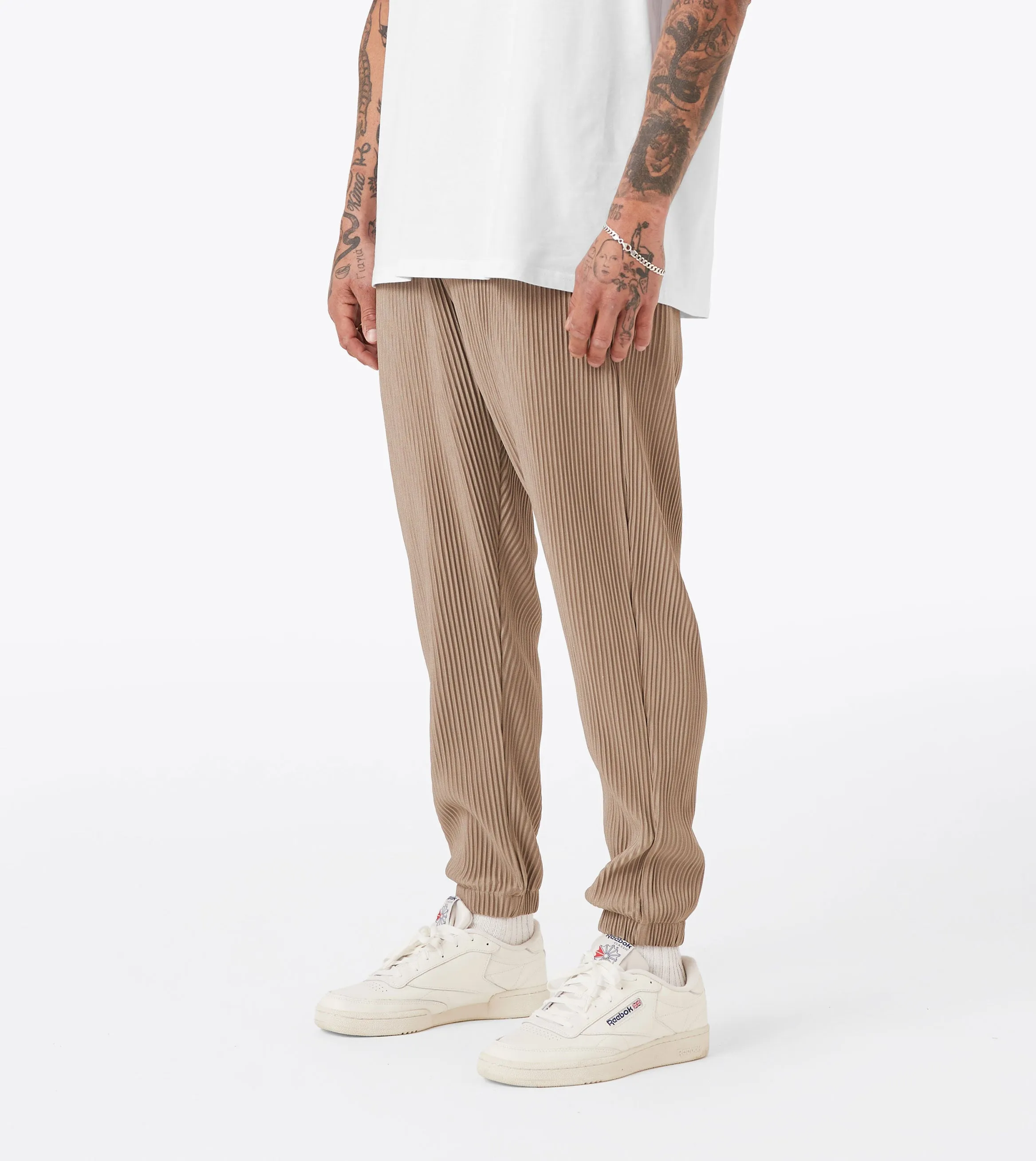 Sureshot Pleated Jogger Khaki Sleek Design RegularFit