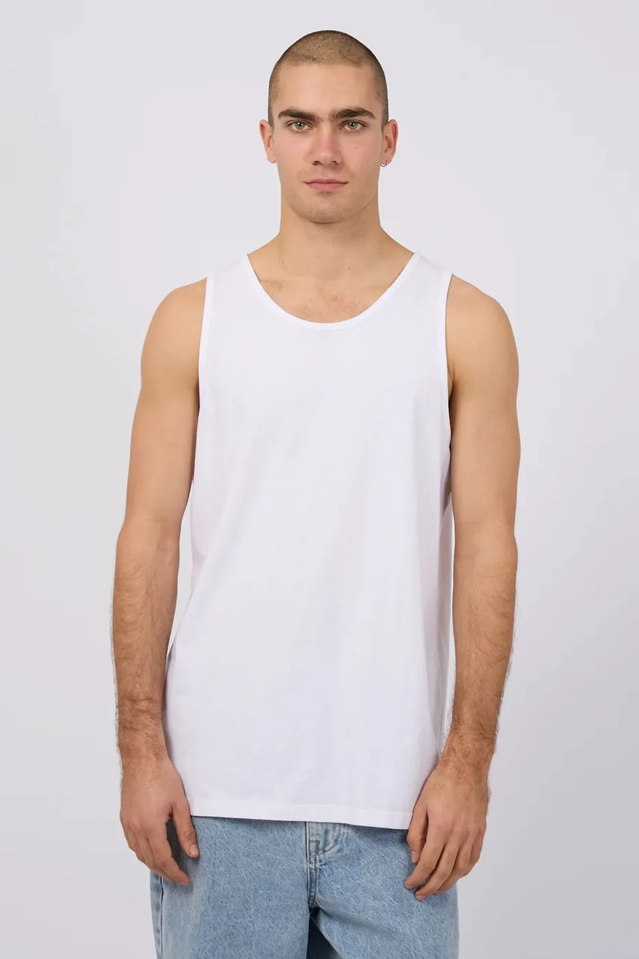 Classic Singlet White Chic Accessory