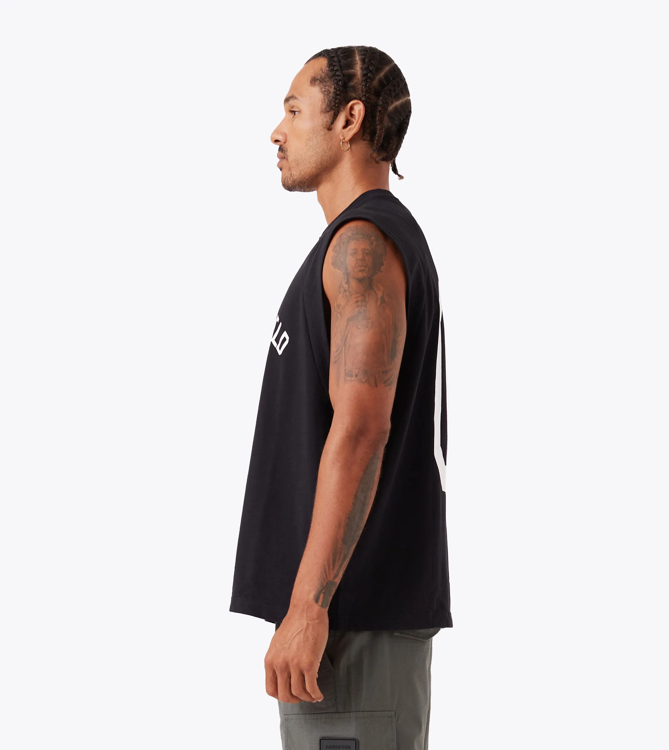 Ath. Raglan Muscle Black Tagless Design Low Impact Processing