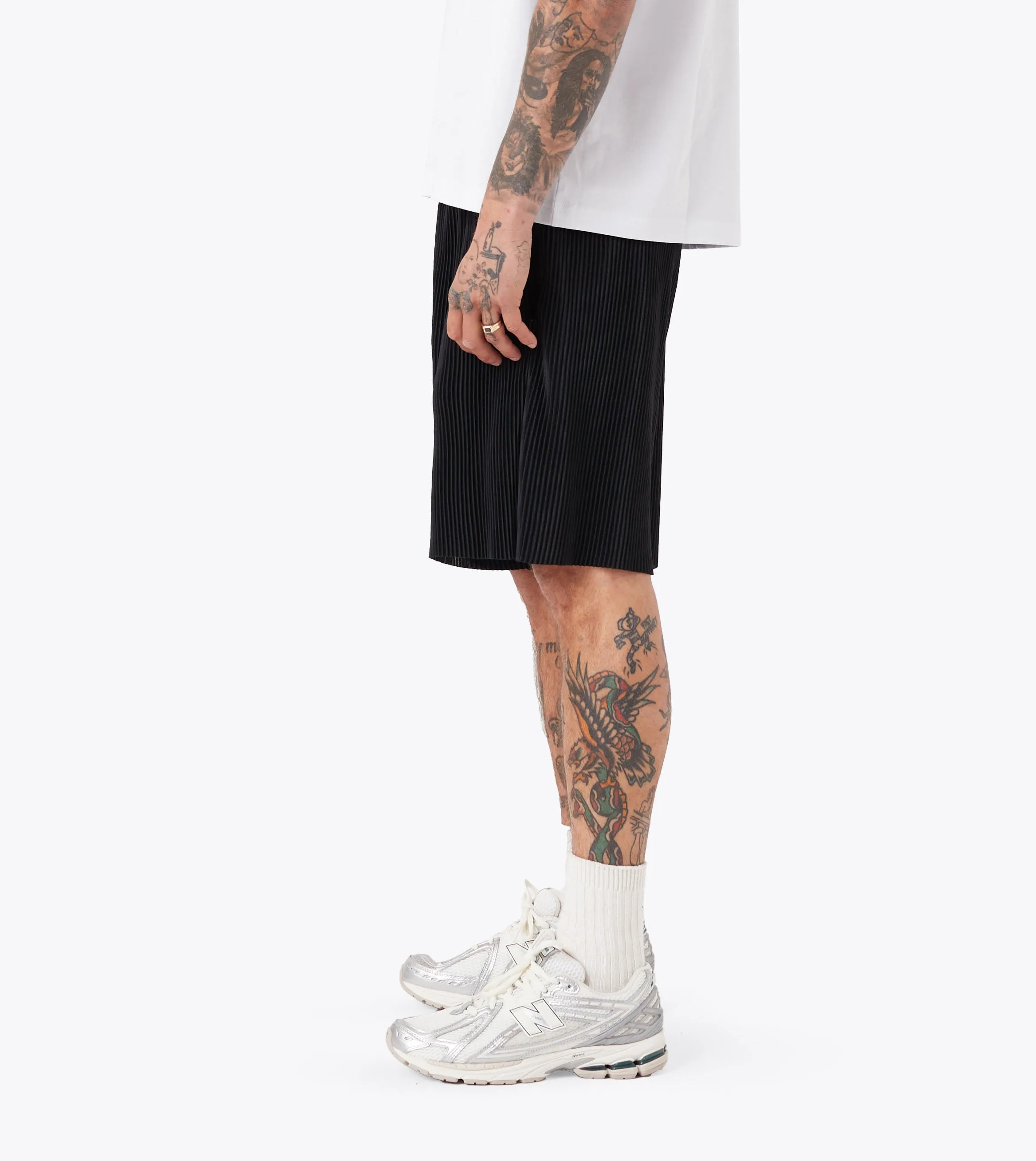 Pleated Short Black Active Ready Relaxed Waistband