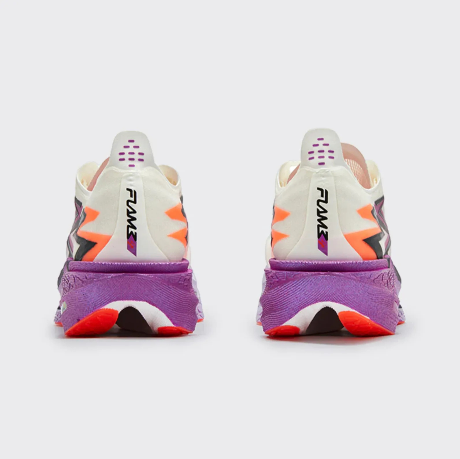 running with a backpack FLAME 4: Egret / Neon Purplevine