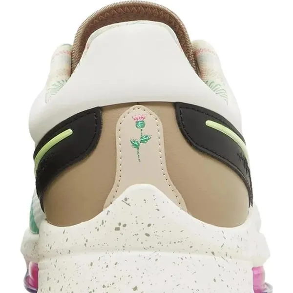 Young Mood Flexible Fit City Adventure Nike Air Zoom Infinity Tour NEXT% NRG Golf Shoe - White / Green