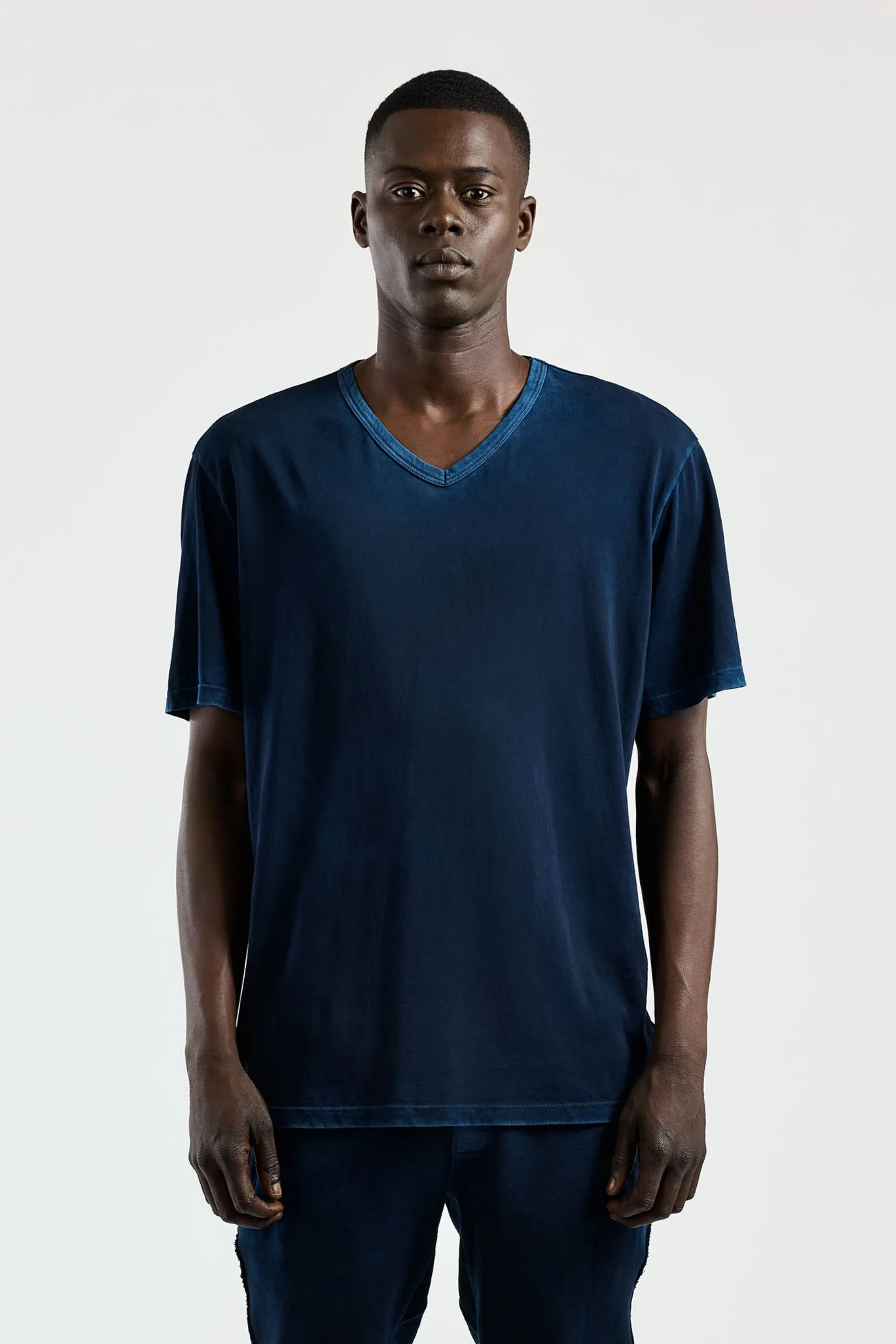 Timeless and Chic Durable Knitwear Classic V-Neck Tee