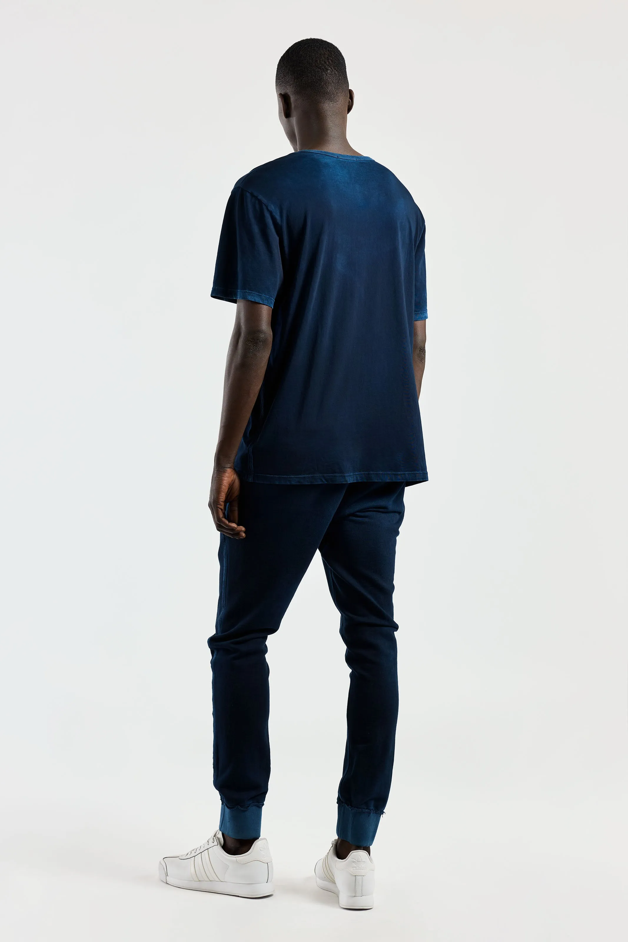 Classic V-Neck Tee Elegant and Relaxed Performance Layer