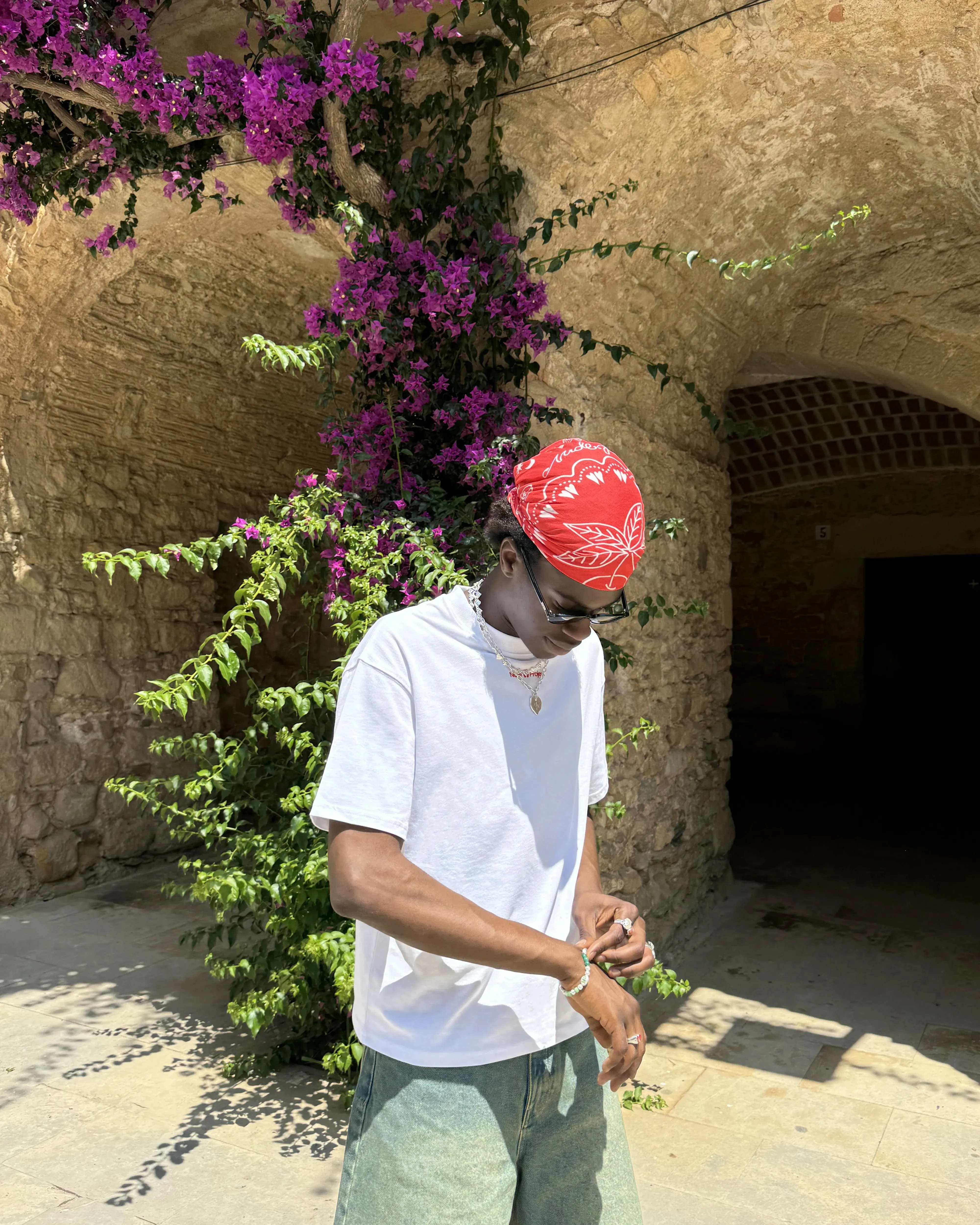 Cherry Logo Tee White Quick Comfort Fit