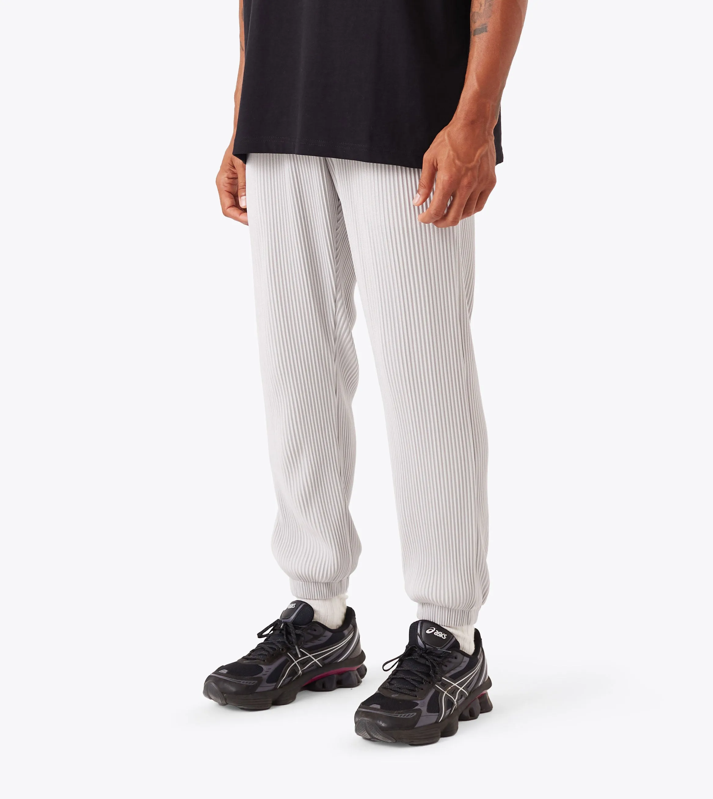 Sureshot Pleated Jogger Cement Comfy Style