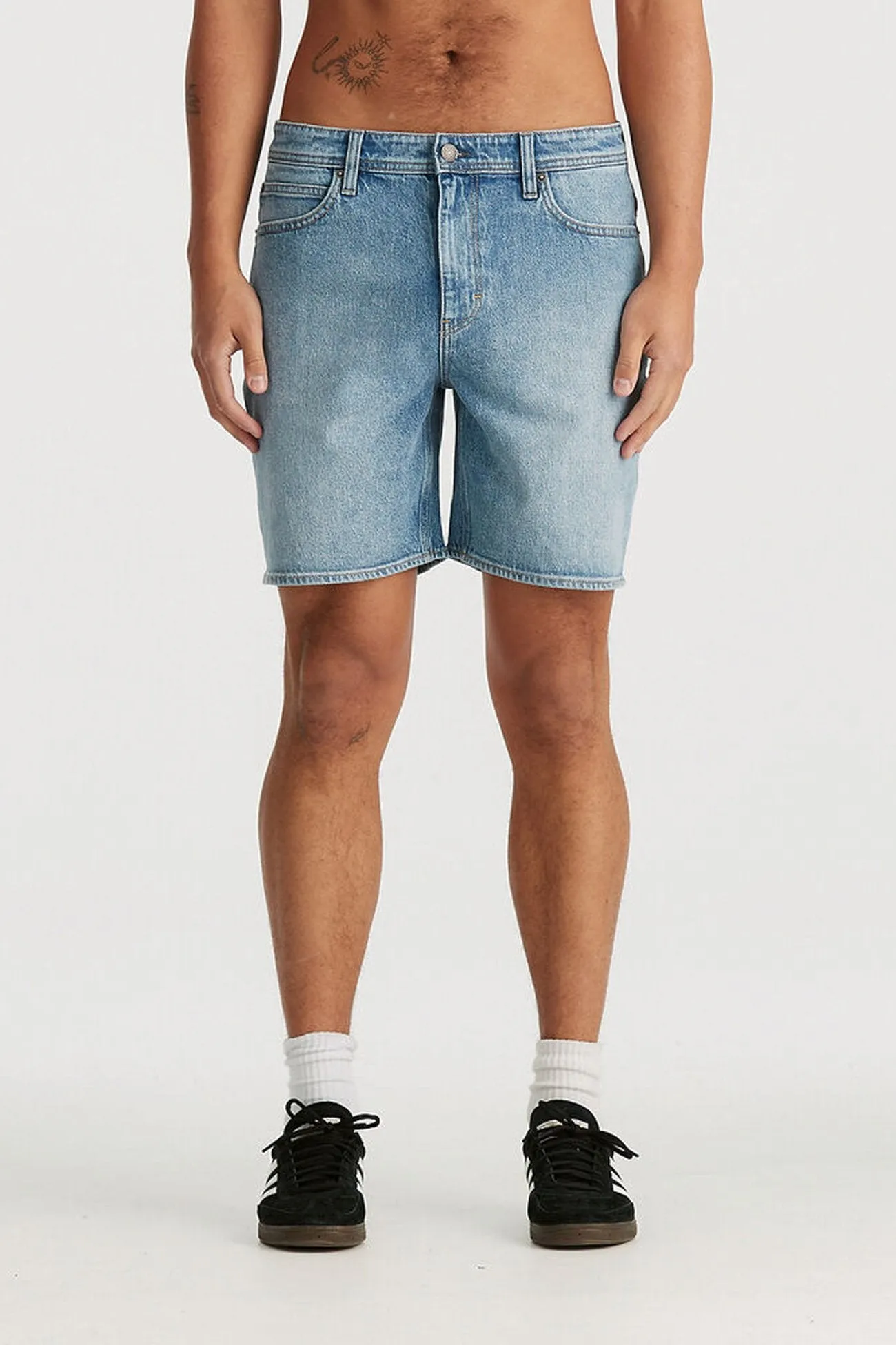 Ergonomic Curved Seams L-Three Short Groovejet Blue