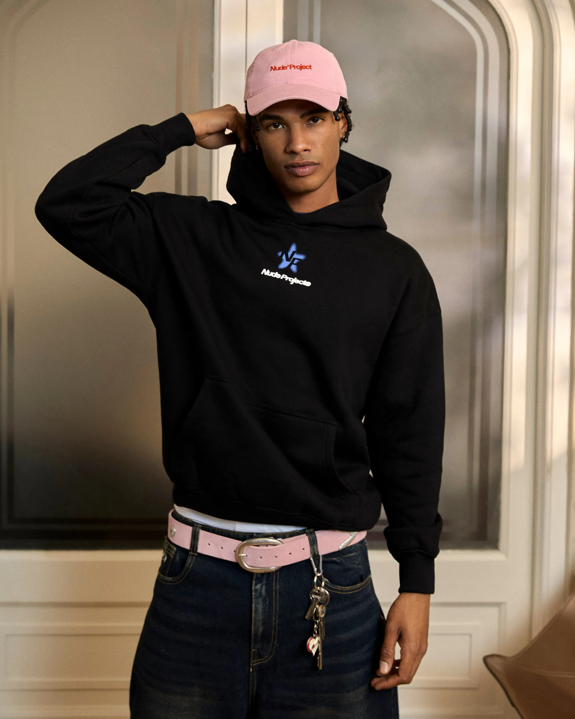 Light Color Seoul Hoodie Black