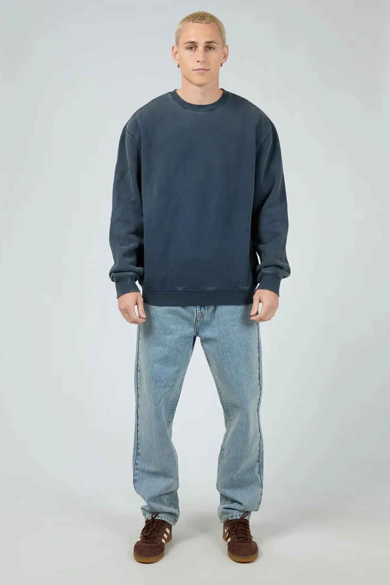 Box Crew Navy Road Trip Travel Fit