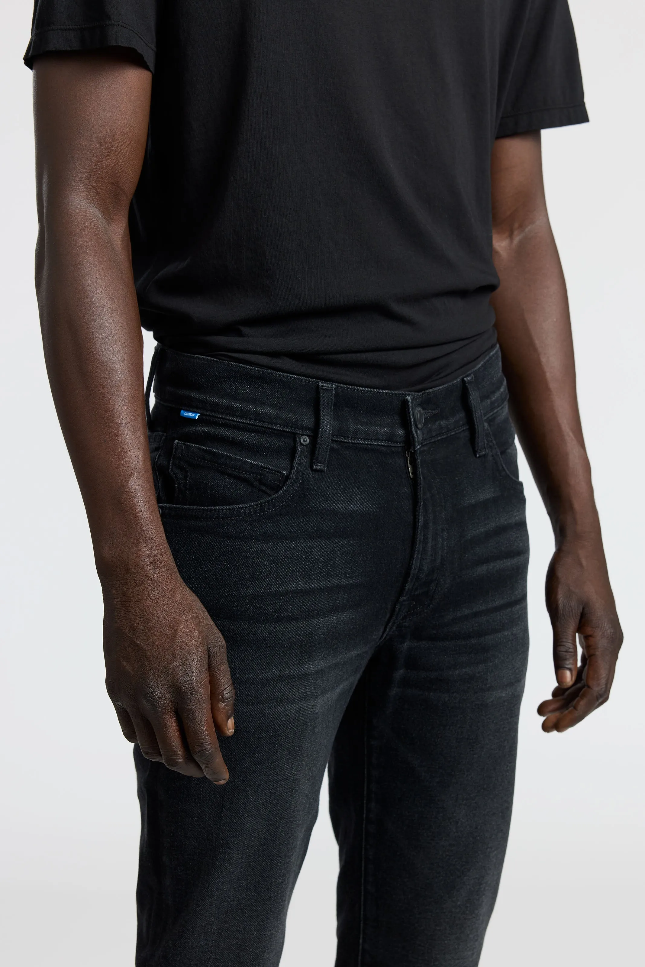 Trusted Outfit Smooth zipper closure Dylan Jean