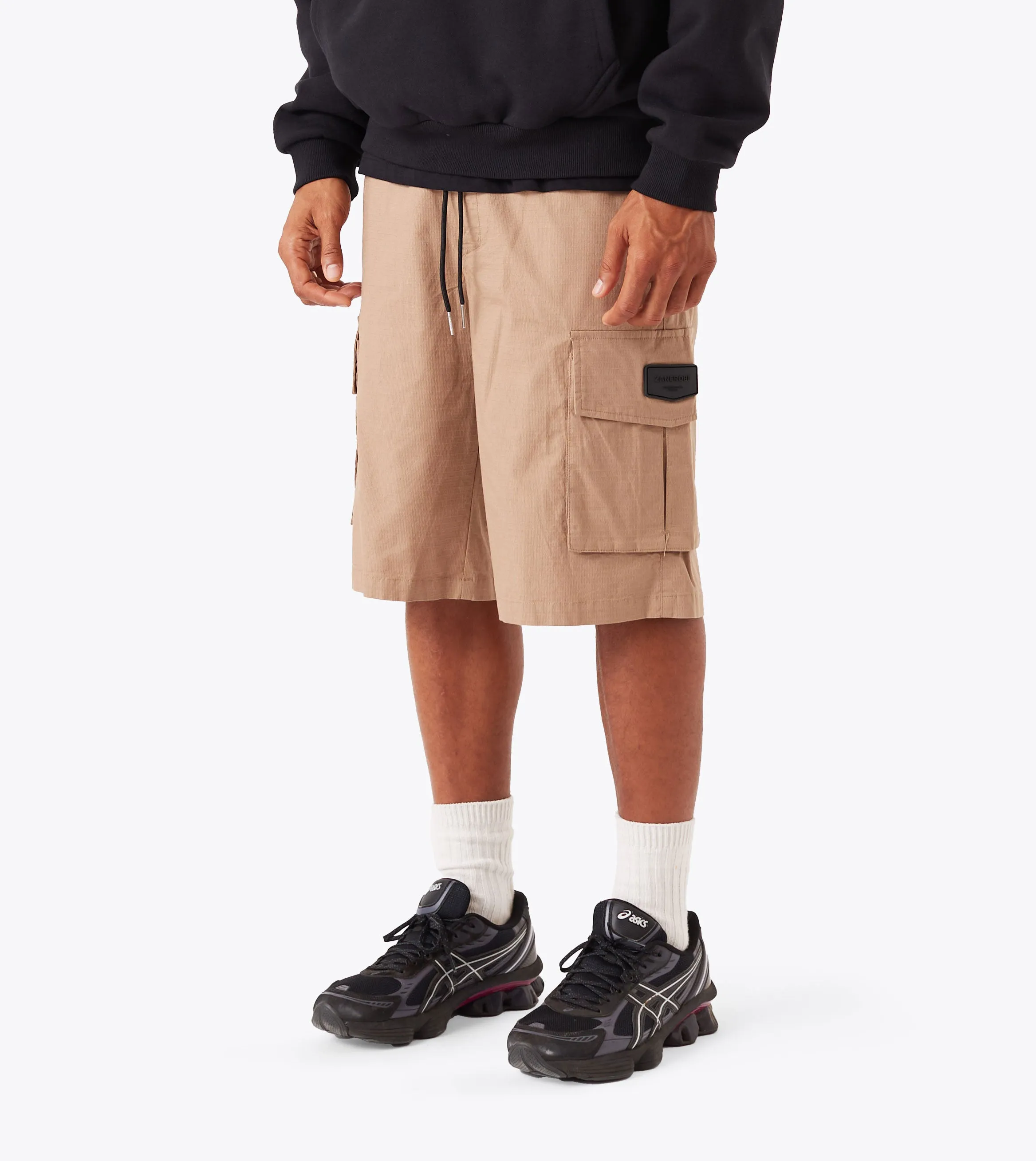 Soft touch finish Parachute Short Dk Tan