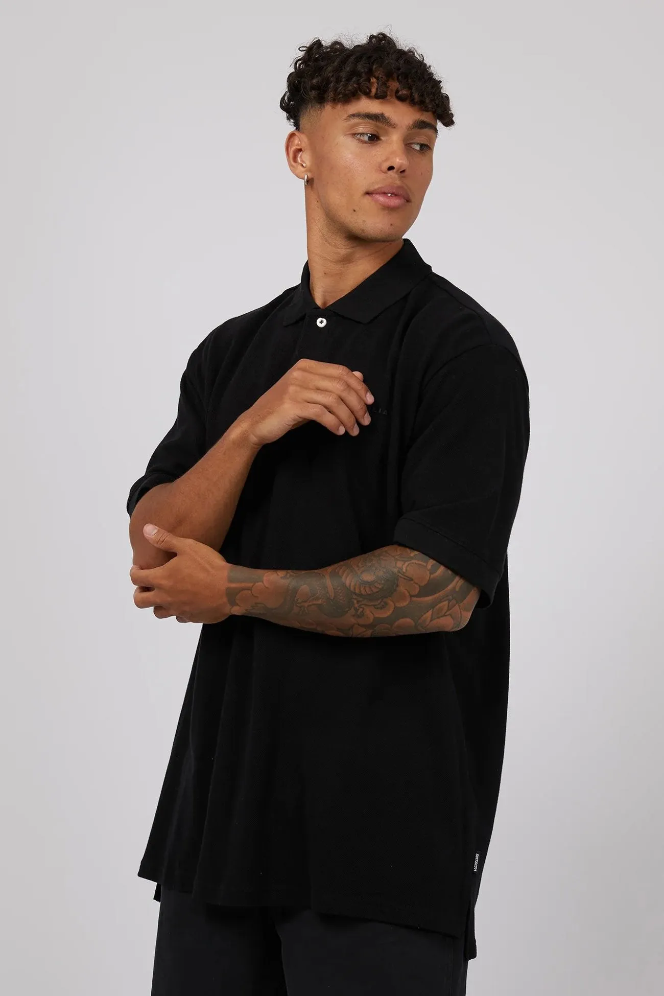 Essential Polo Black Running Gear Smart Layer