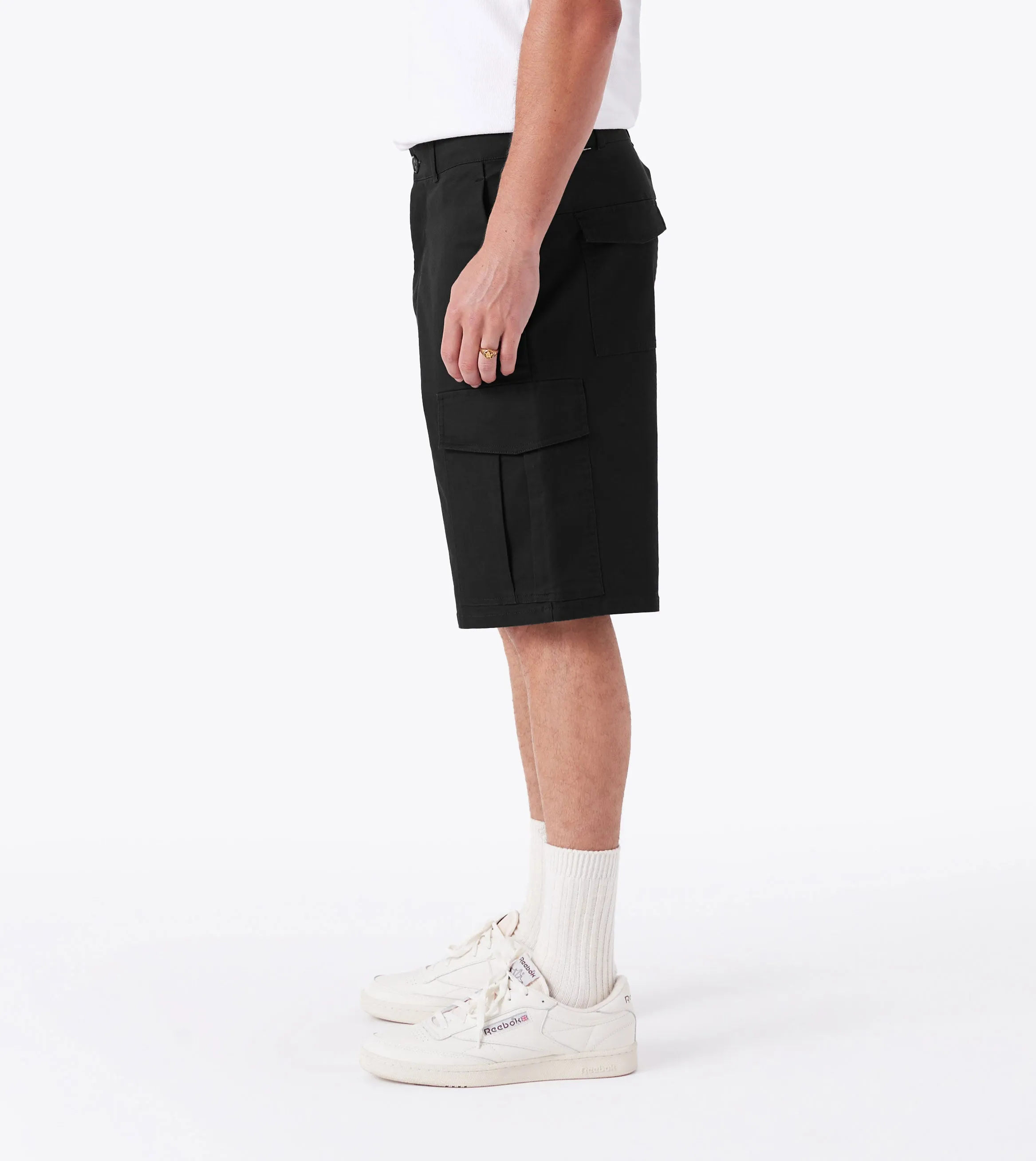 Box    Cargo Short Black beach goers