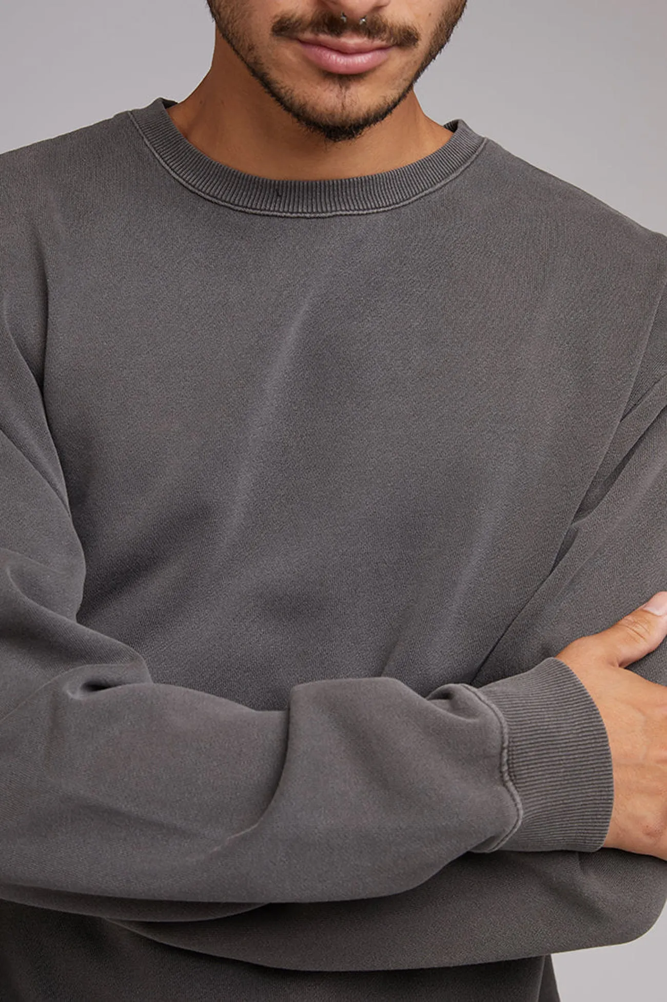 Box Crew Charcoal clip accents