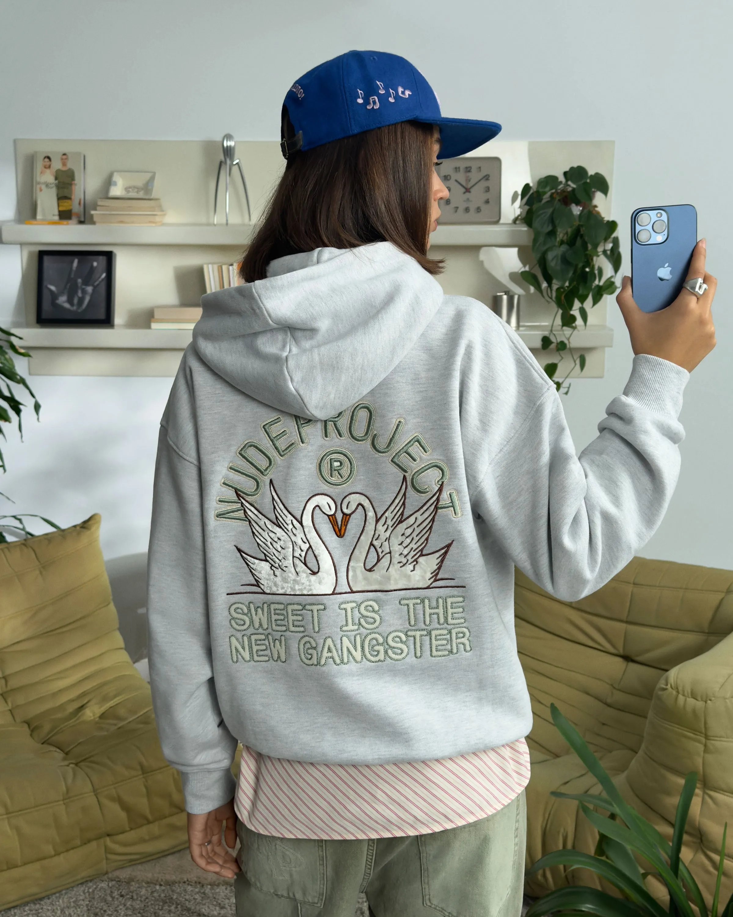 Comfy Fit good for gym sessions Swans Hoodie Grey Melange