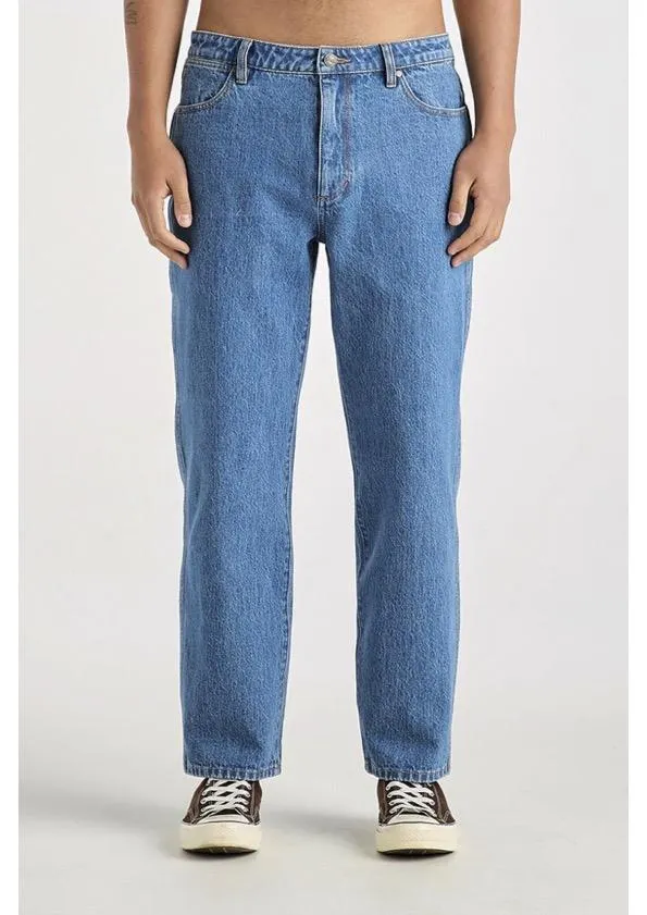 Slacker Jean Elipse Blue Affordable Neutral Holiday Vibes