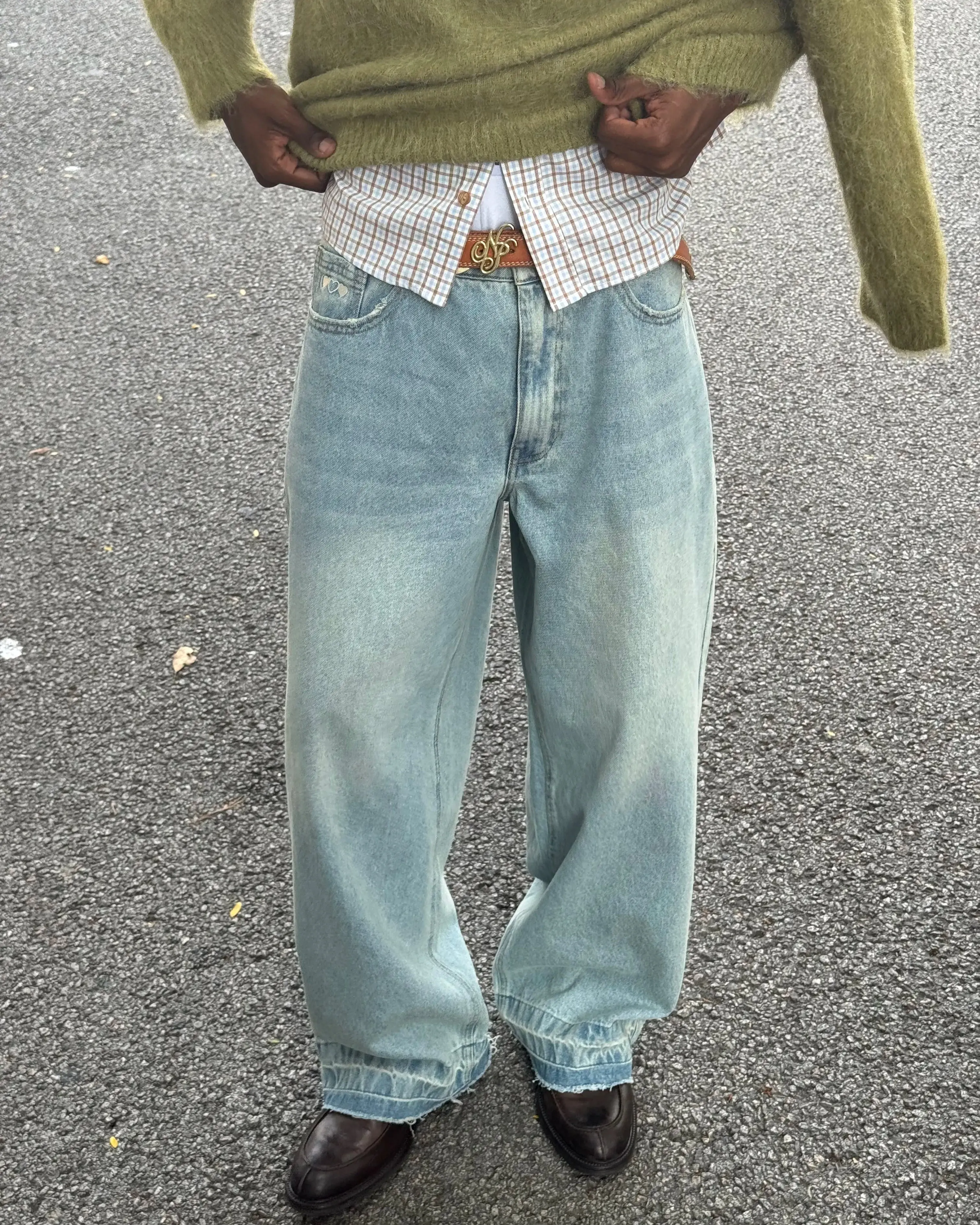 Crisp Look Soft Date Night Street Fashion Old Baggy Jeans Light Wash