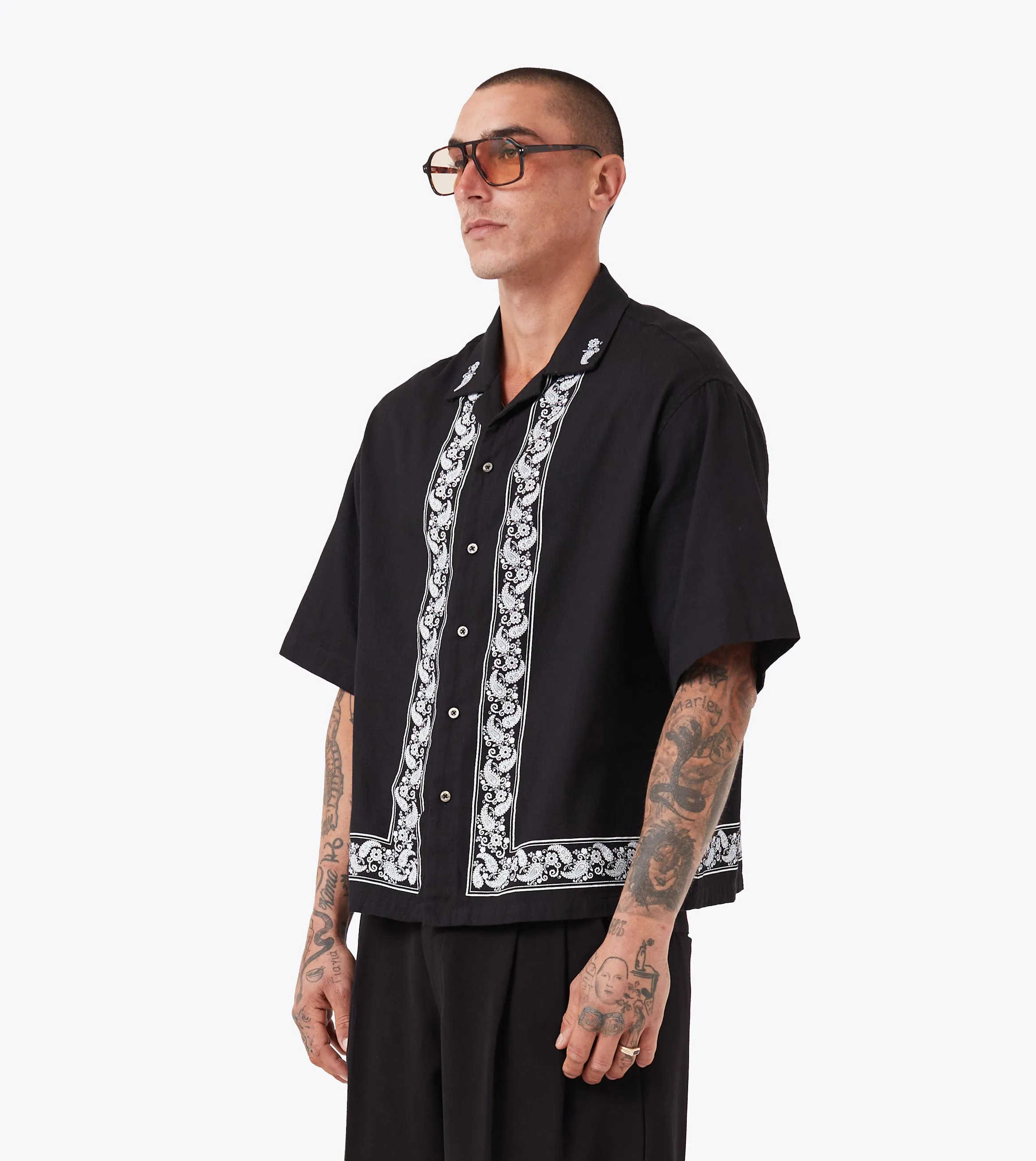 Breathable Style QuickReleaseClosures Paisley Channel SS Shirt Black