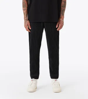 Sureshot Pleated Jogger Black Warm Fit