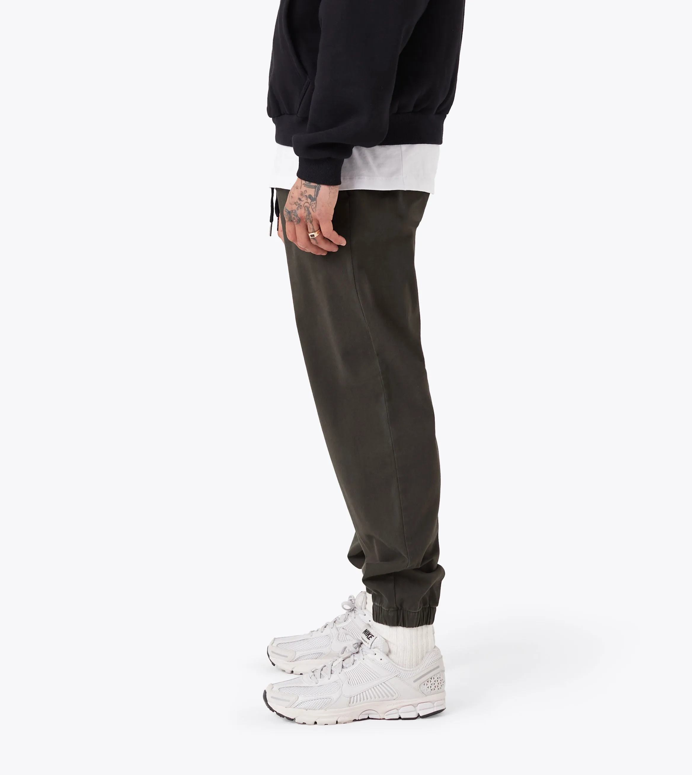 Relaxed Sureshot Jogger Dk Army Comfy Movement Fit