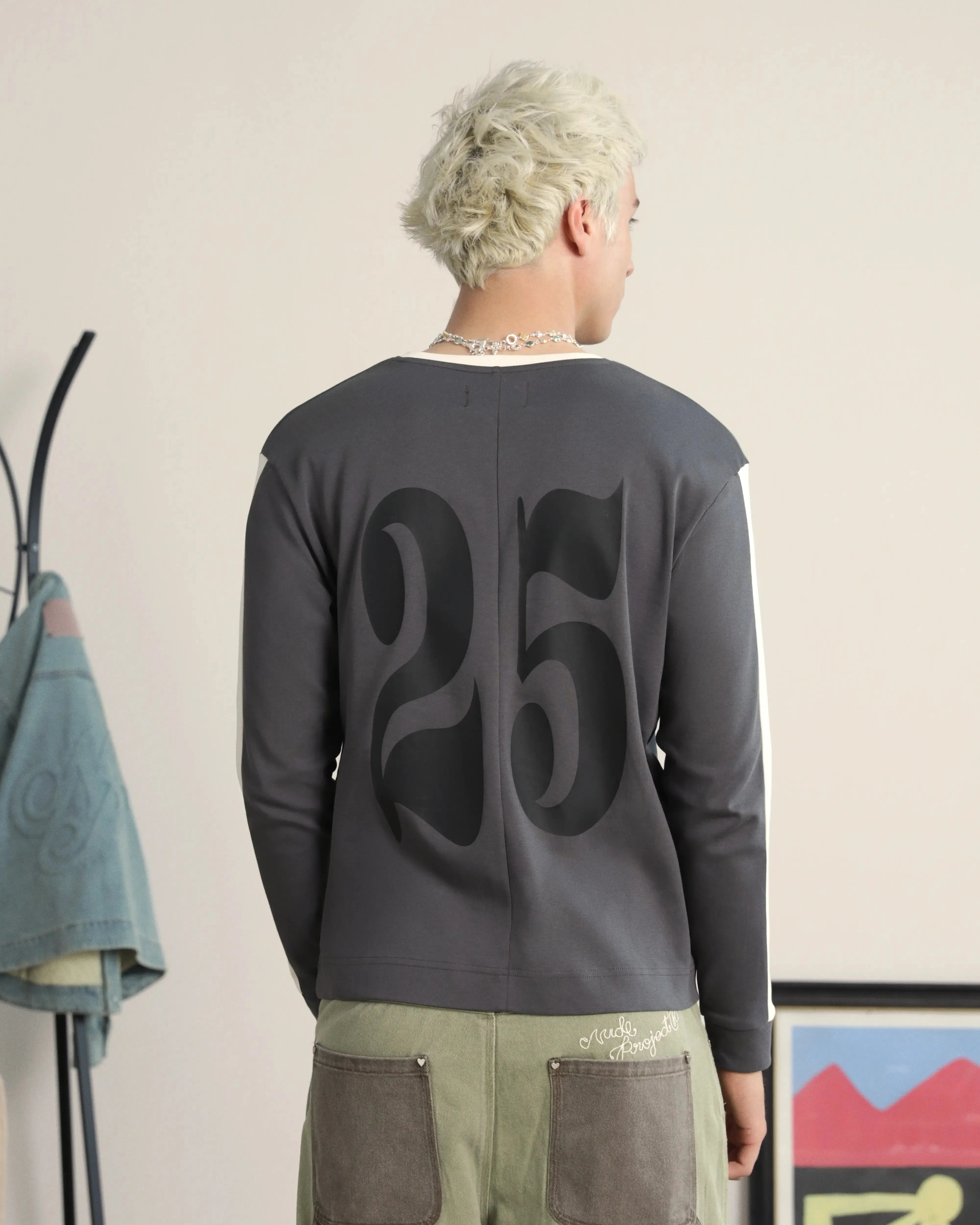 Vintage Sports Long-Sleeve Grey Layered Hem Design