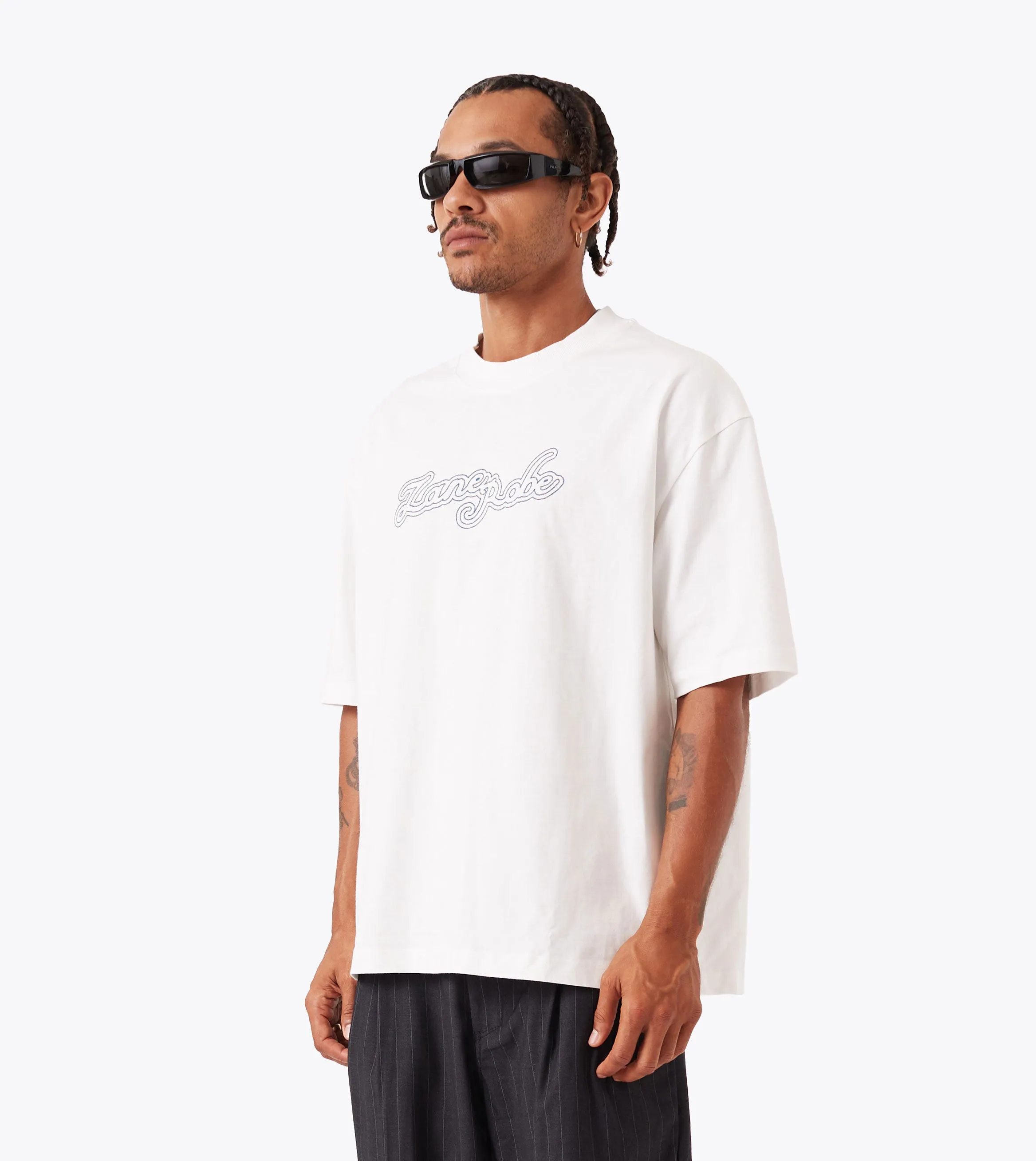 Throne Flow Tee Vintage White Job Interview Bold colors