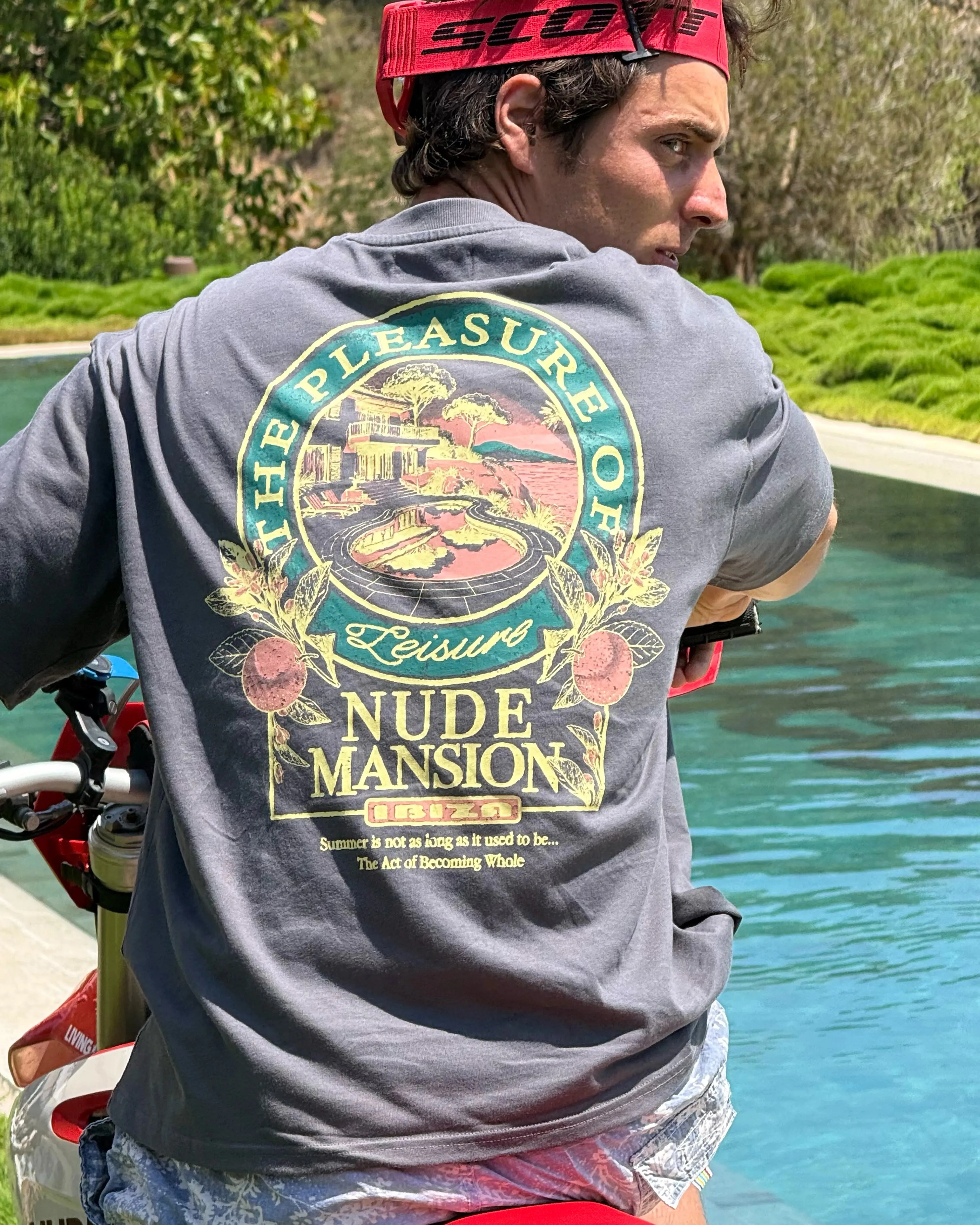 Sleek Layer Mansion Tee Ash