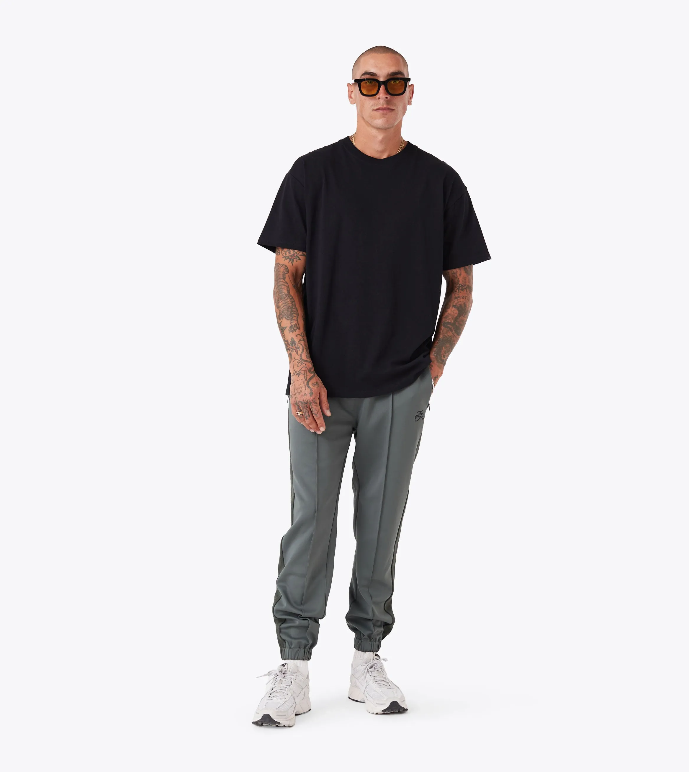 Supportive Fit Sureshot Football Jogger Olive