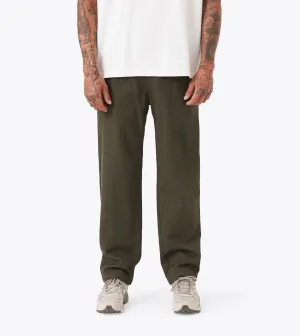 Warm-up Pant Olive Versatile staple