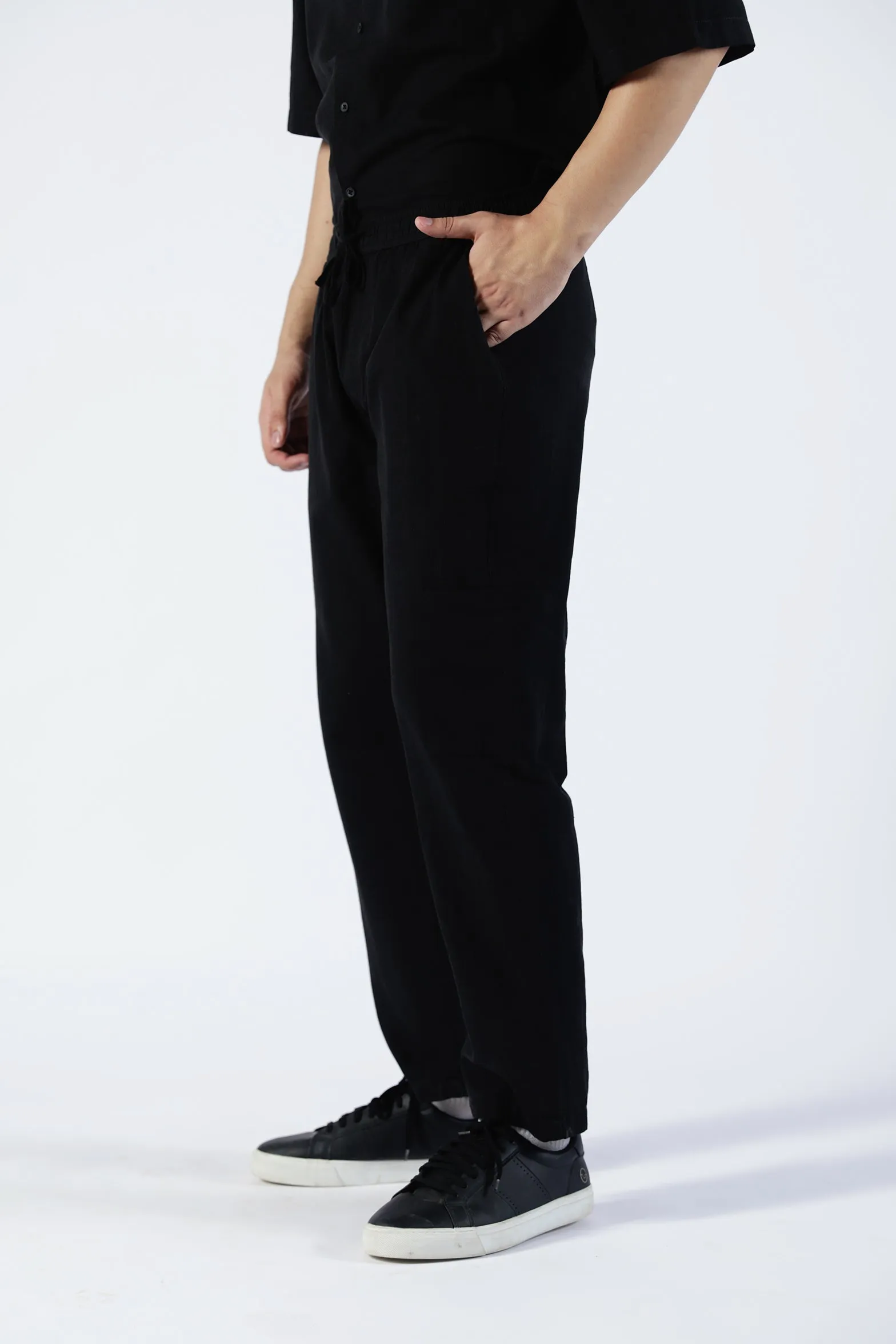 All Season Versatility slim fit BAGGY FIT LINEN CARGO TROUSER