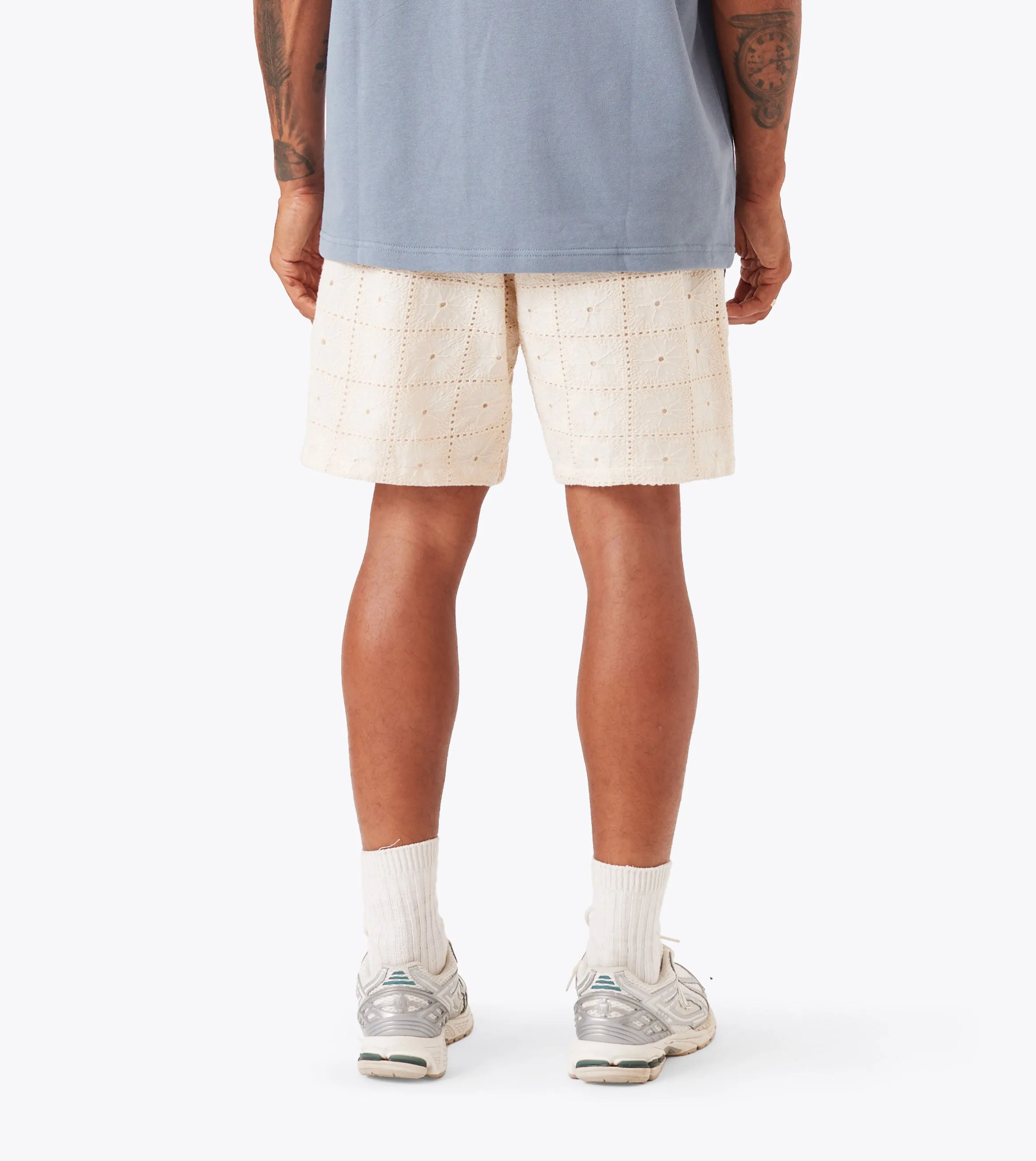 AntiOdorTreatment Lace Vacay Short Vintage White