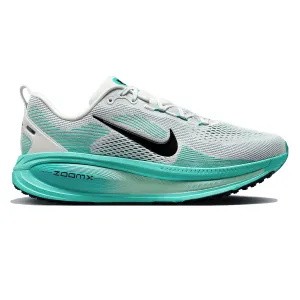 Mens Nike Vomero 18 running for a way to stay active