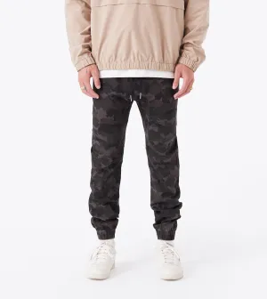 Feminine Cut Sureshot Jogger Dk Camo