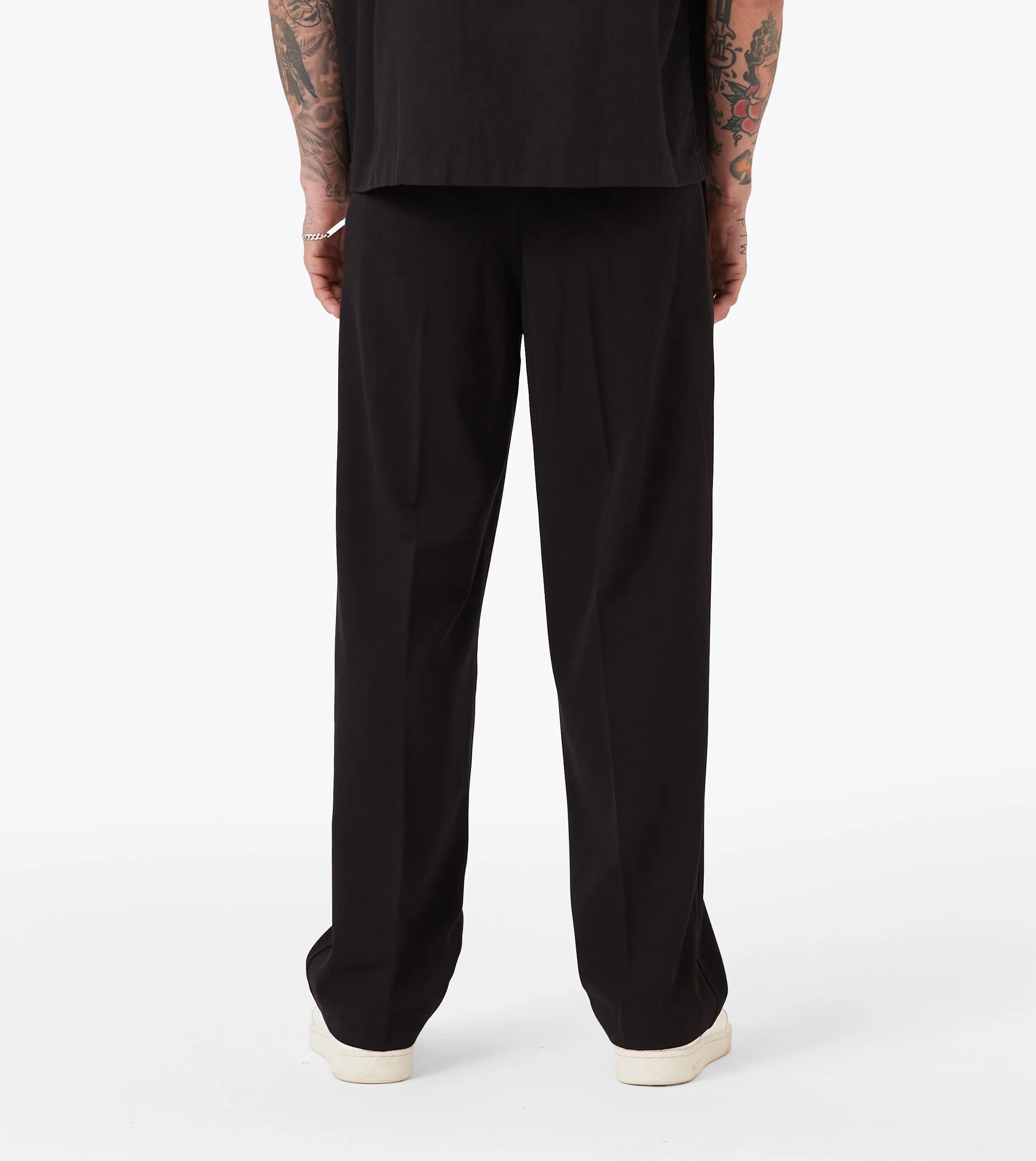 Utility Fit Perfect Comfort Herringbone Flow Pant Black