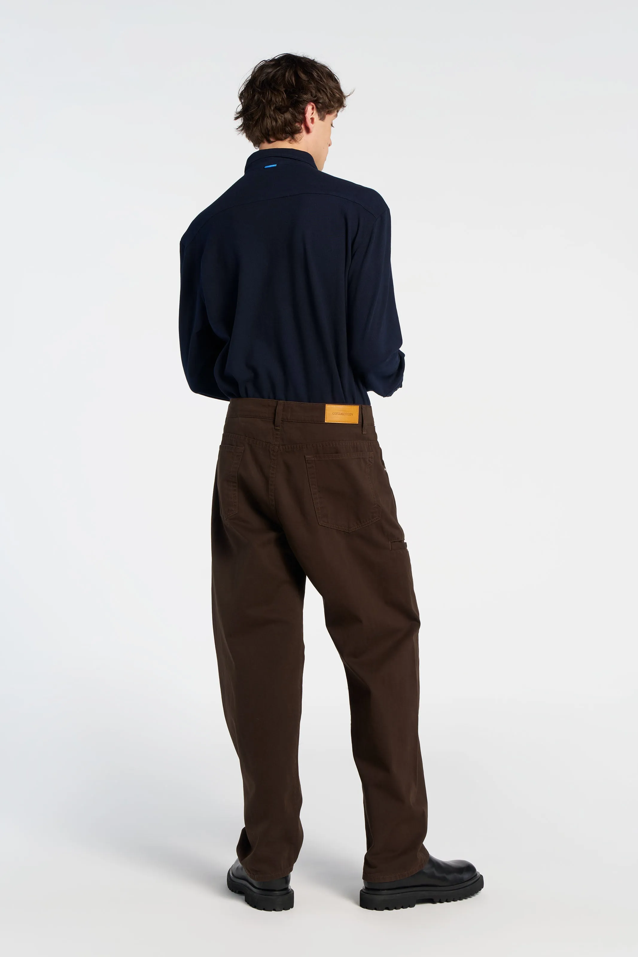 Unisex versatility Lennon Buttondown