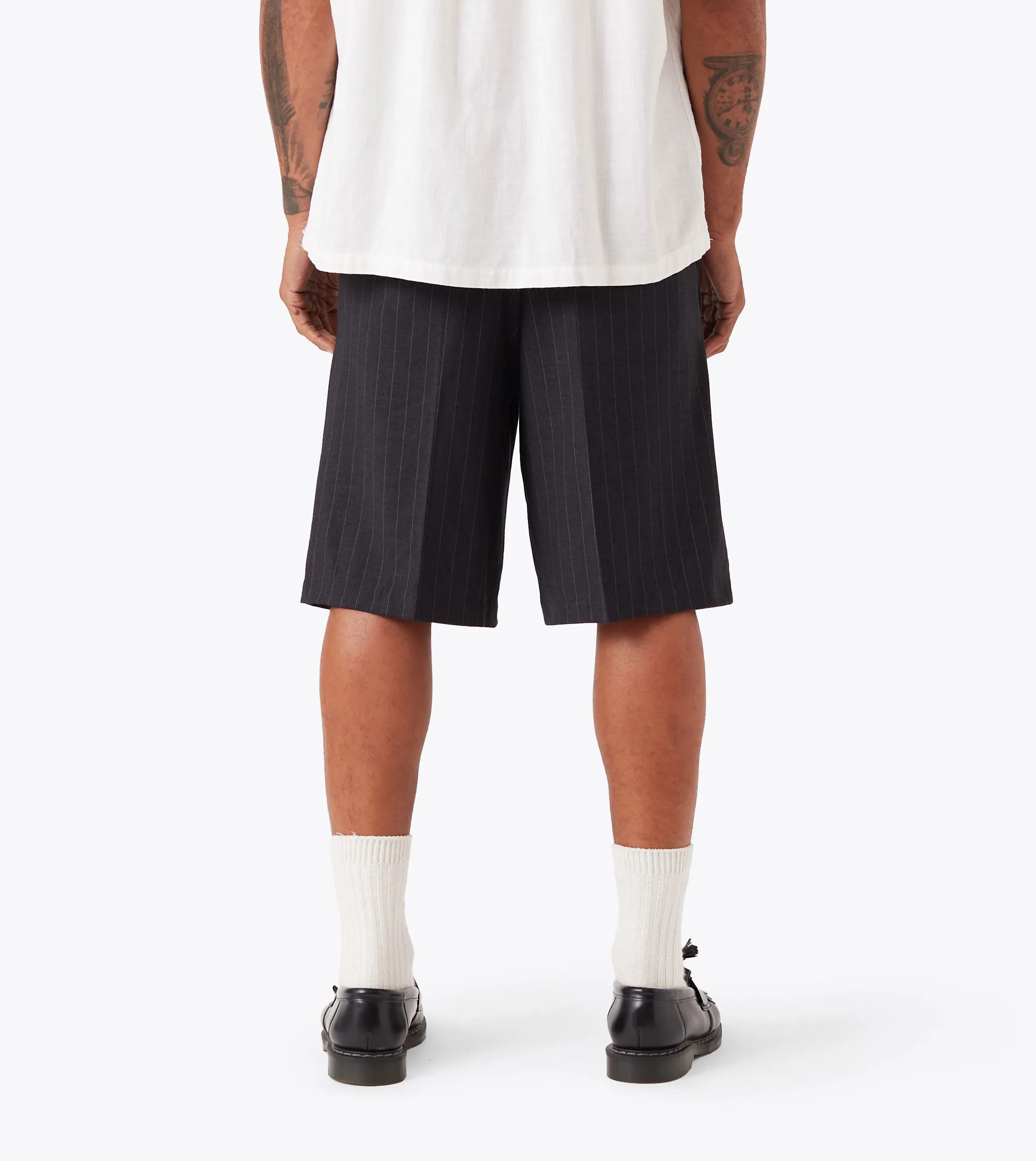 Pinstripe Flow Short Black Sport Style Fit Stylish Look