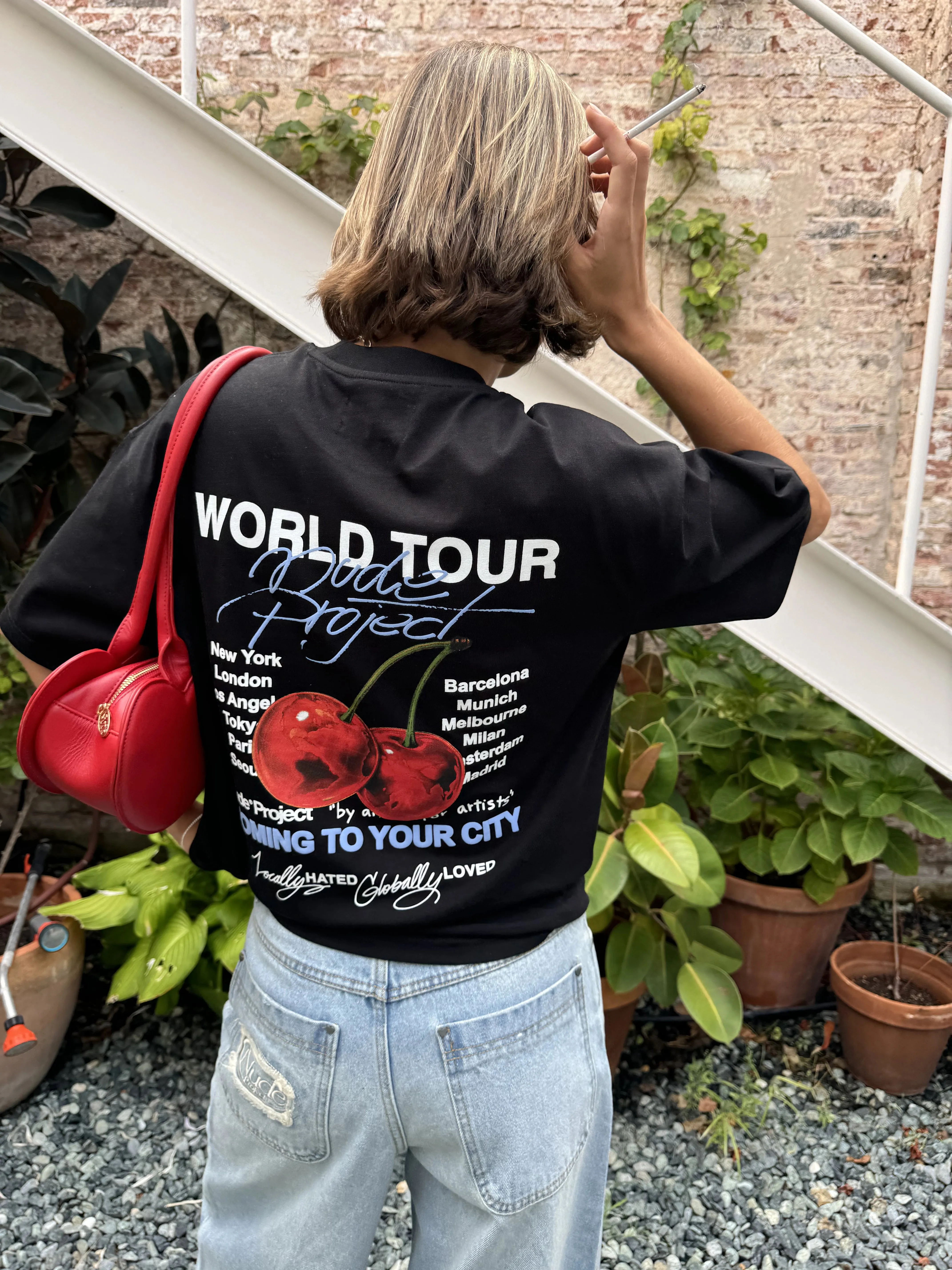 Nude Tour Tee Black Easy-to-Style Top Roomy Fit