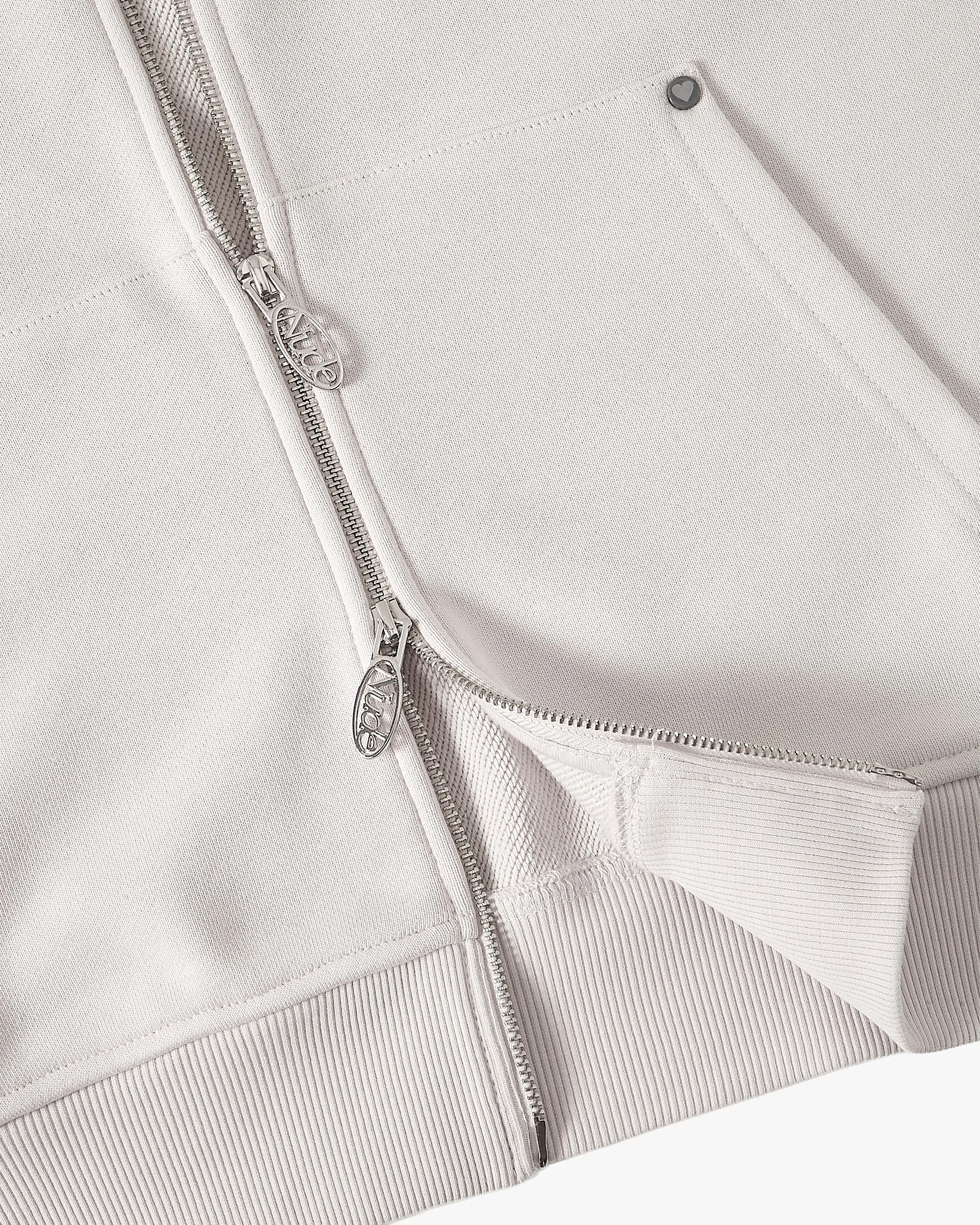 Chic Design Beast Zip-Up Hoodie Grey