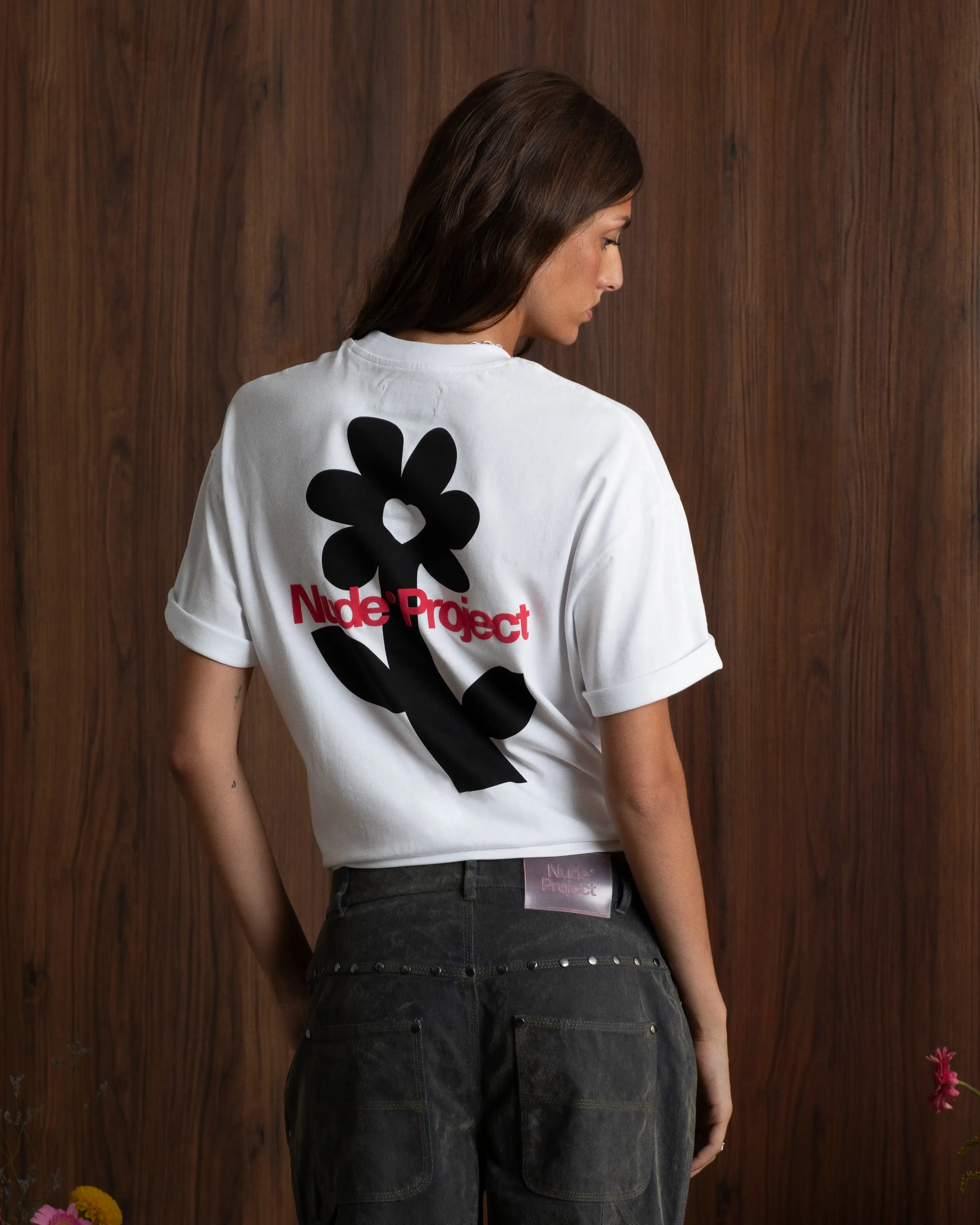 Sunny Tee White TemperatureControl Fabric Timeless Must-Have