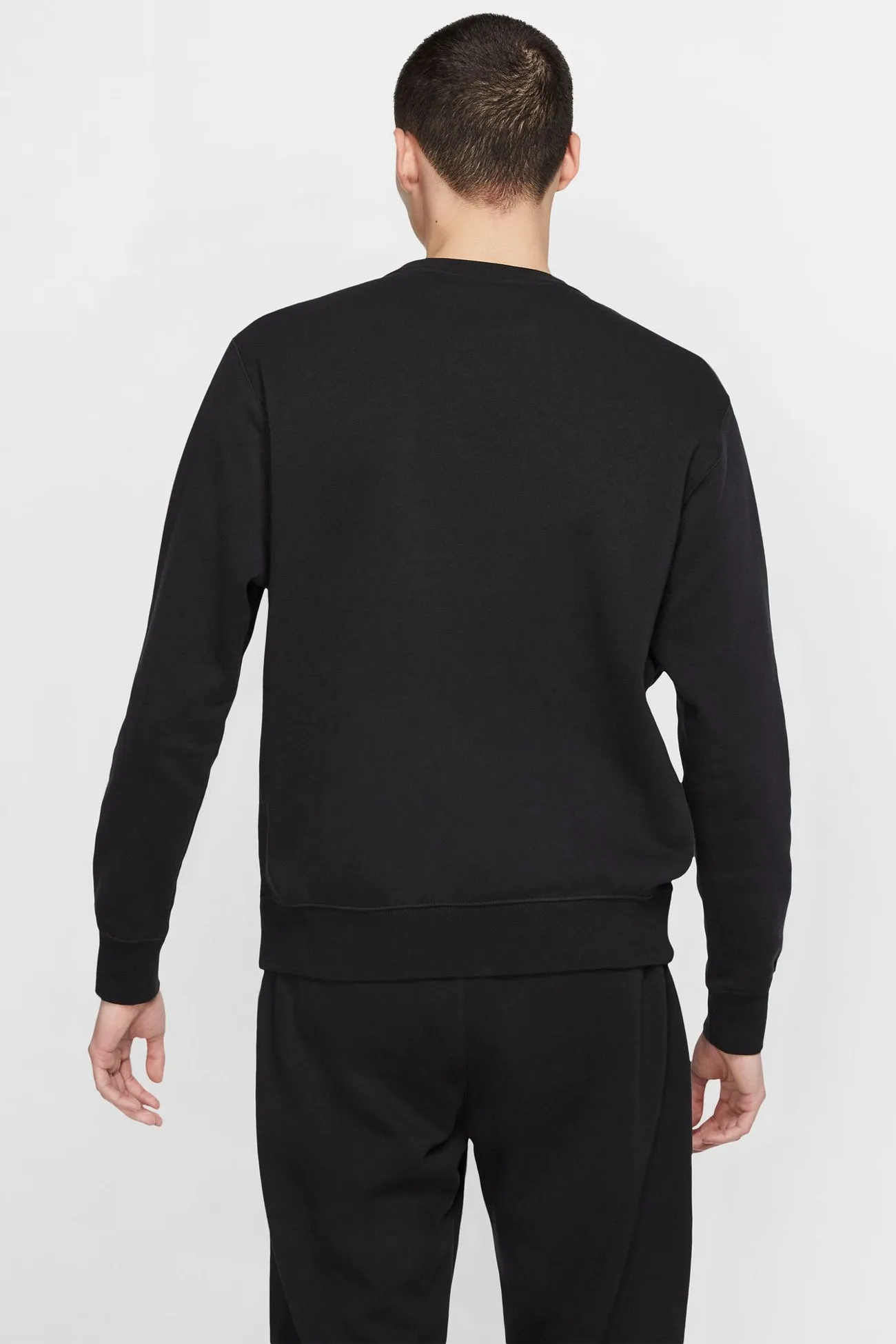 Nike Sportswear Club Fleece Crew Black Cool Vibes Comfort Layering