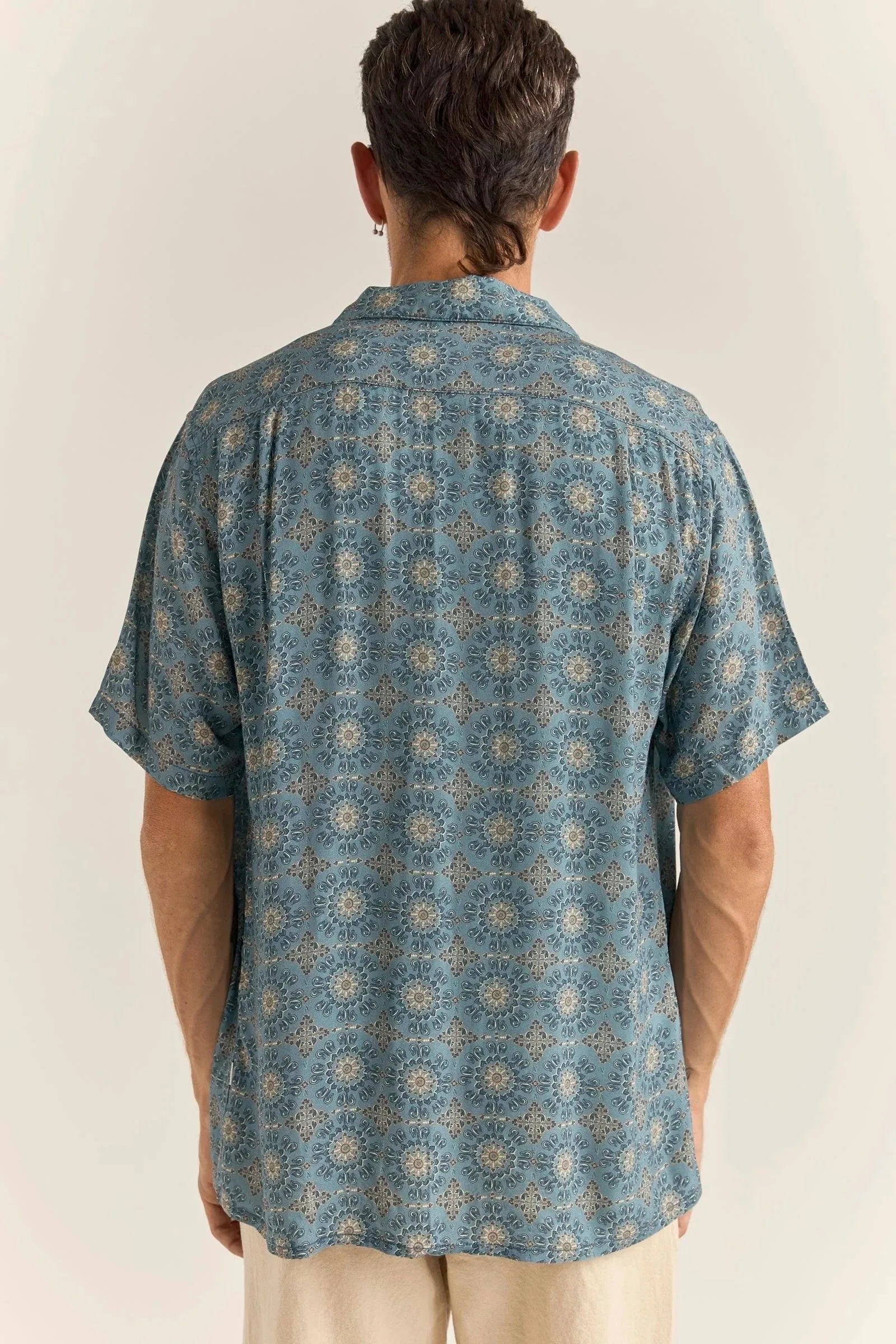 Soft Knit Tulum Short Sleeve Shirt Slate