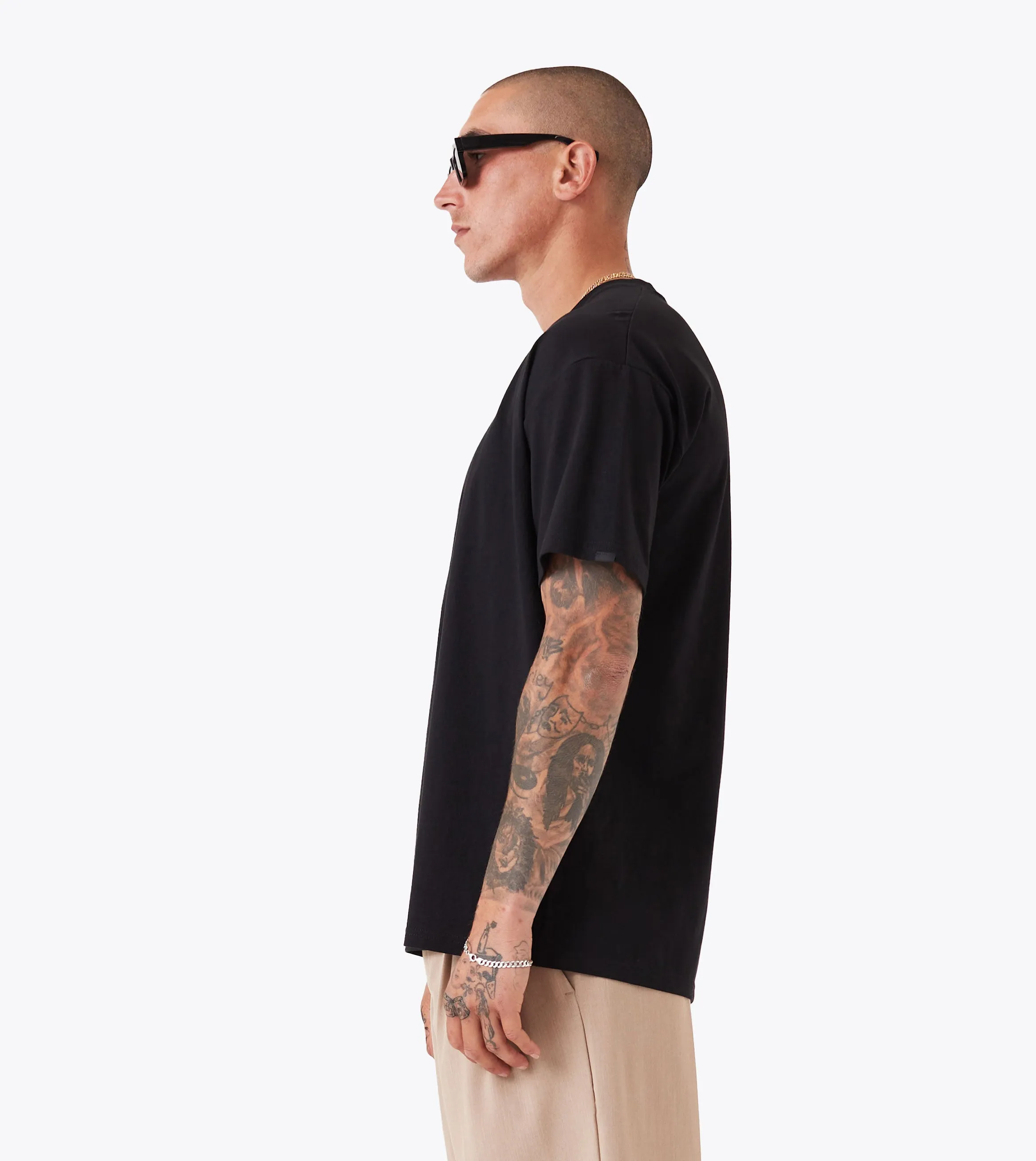 Breathable Performance Wear Sleek And Stylish Box Tee Black